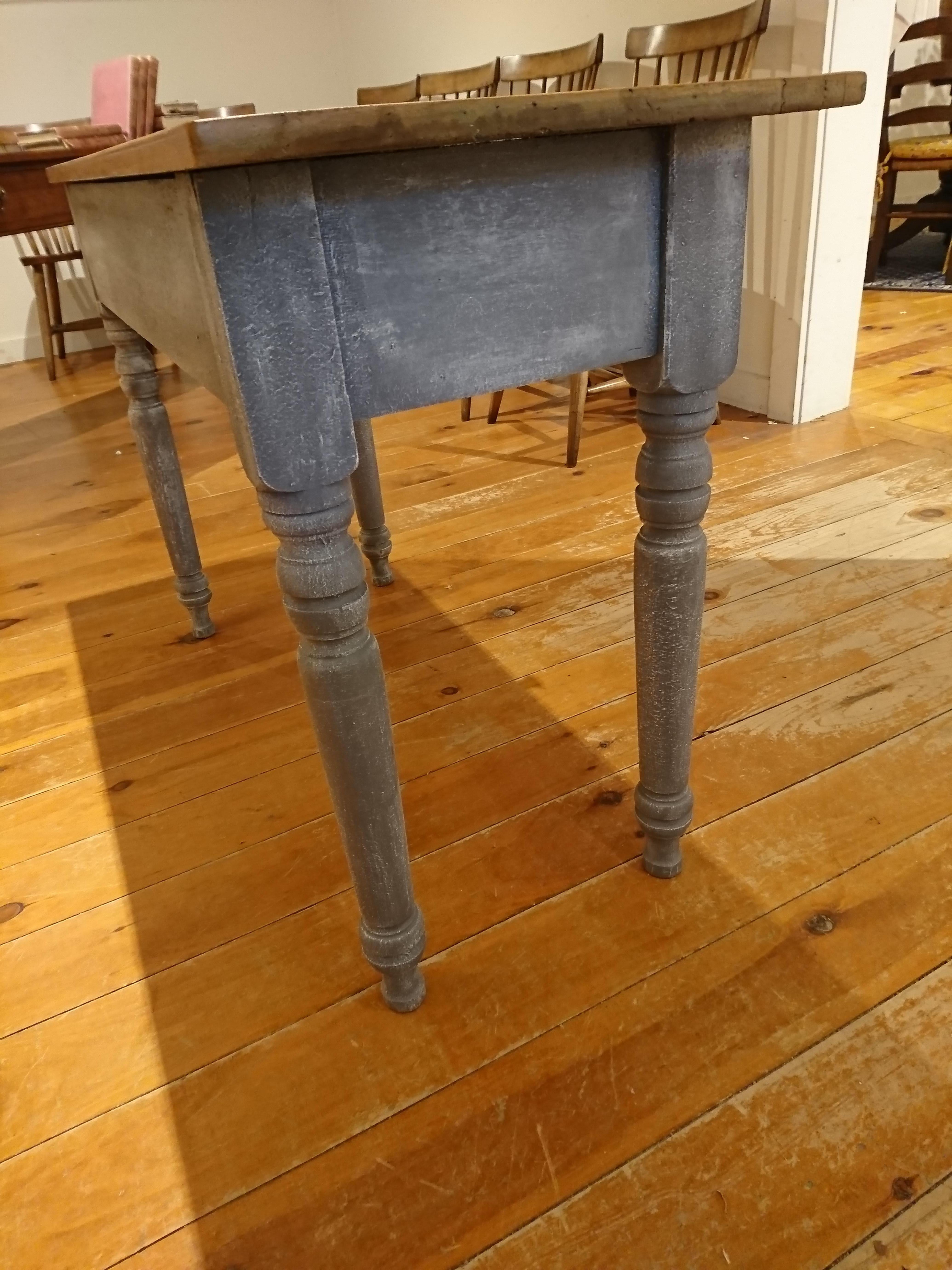 Canadian Small Painted Table 2