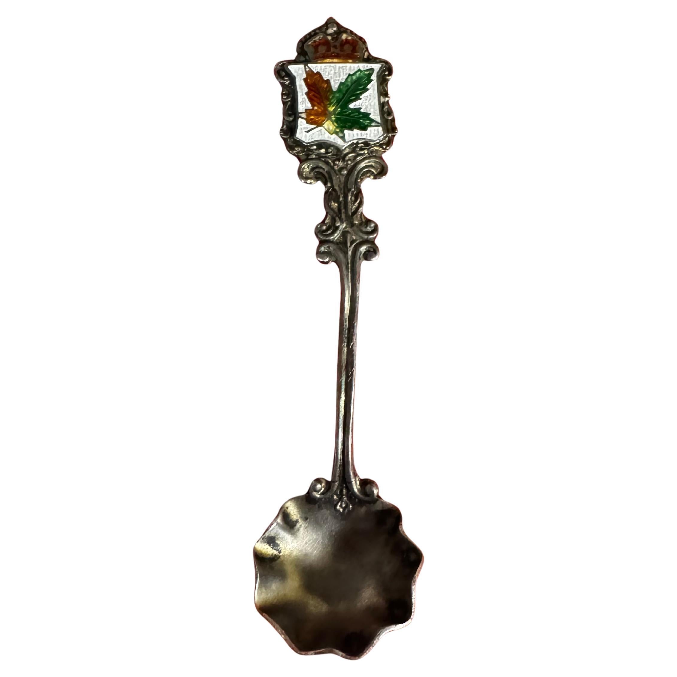 Canadian Sterling Silver And Enameled Souvenir Salt Spoon 4.29g For Sale