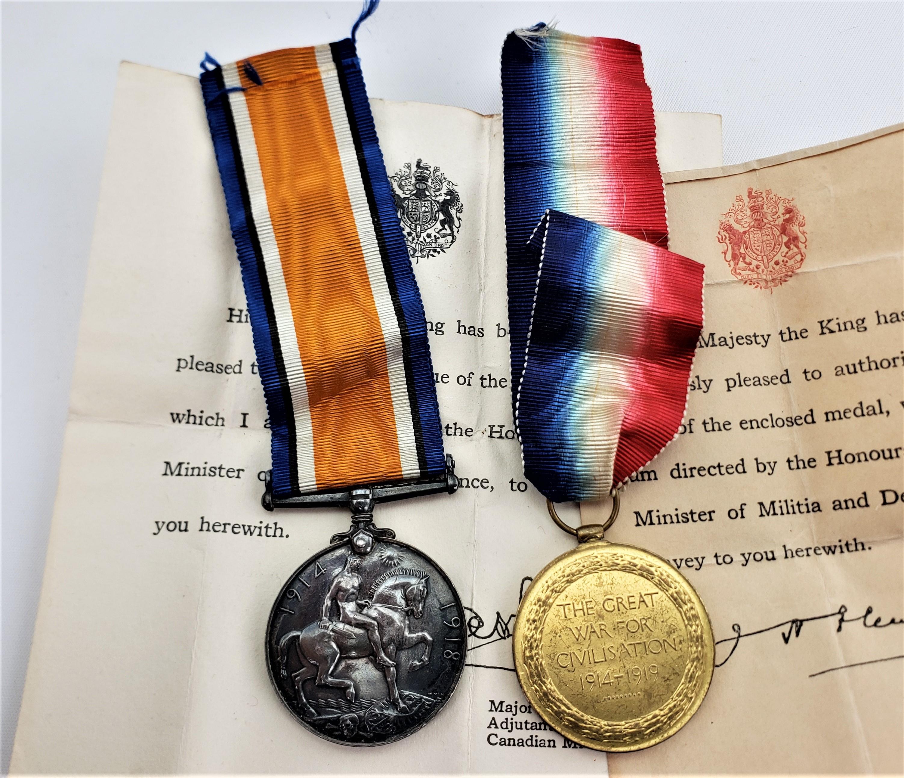 Groupement de boutons, d'insignes et de médailles d'uniforme de soldat du 21e régiment canadien de la Première Guerre mondiale en vente 7