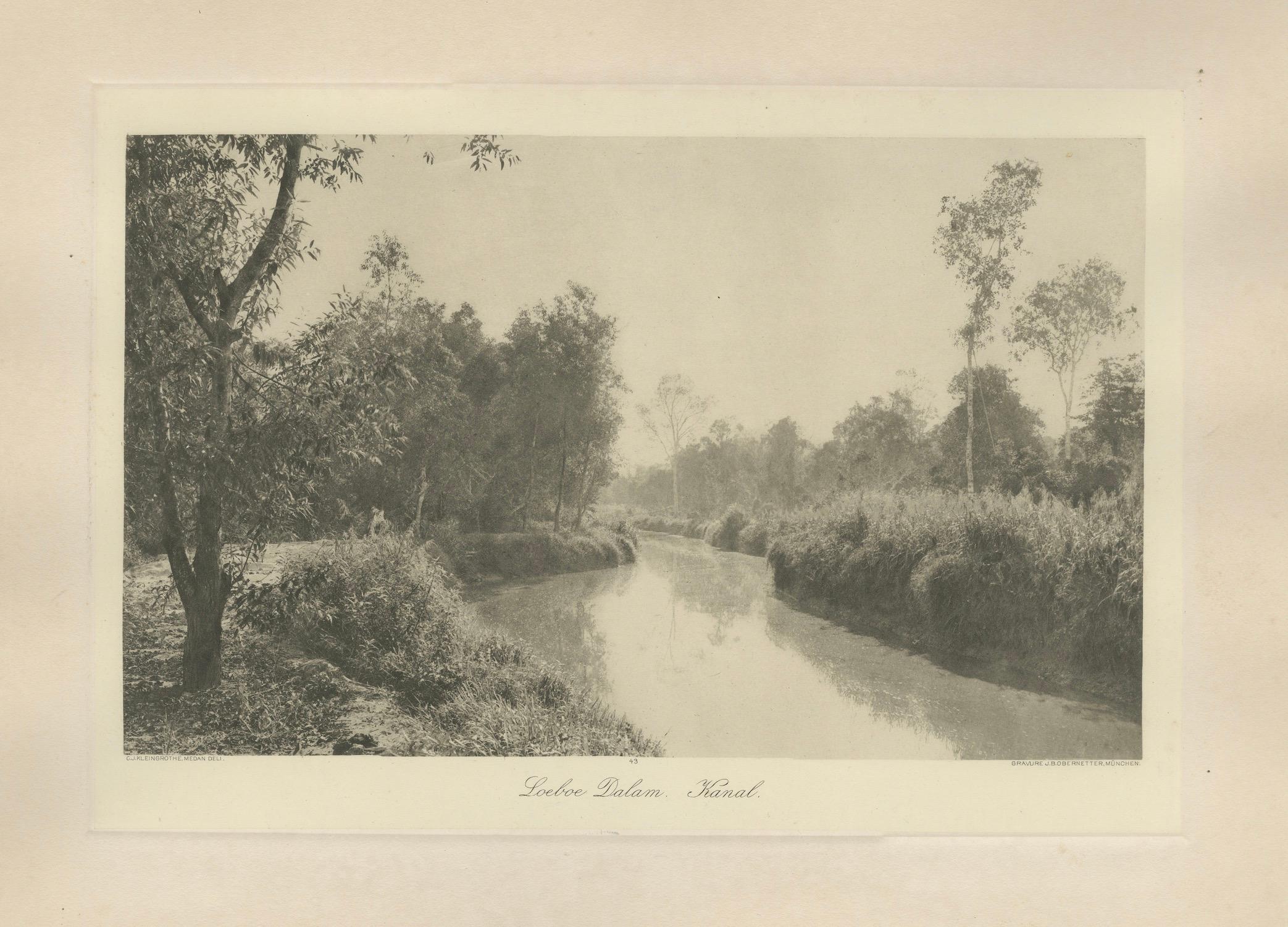 Papier Canal à Loeboe Dalam, Sumatra, C.J Kleingrothe, Indes orientales néerlandaises c1910 en vente