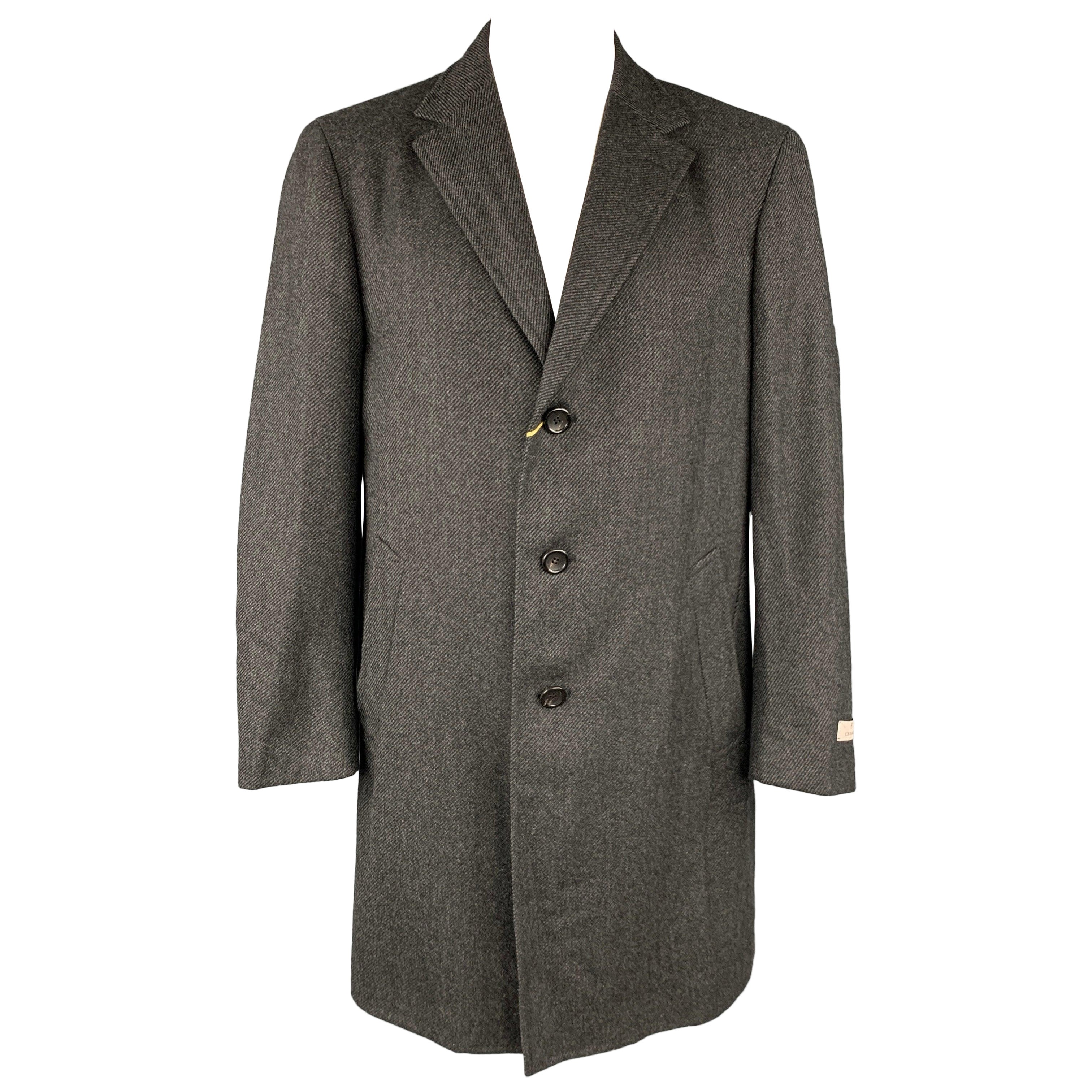 CANALI Kei - Manteau à revers en laine à rayures diagonales grises et noires, taille 46