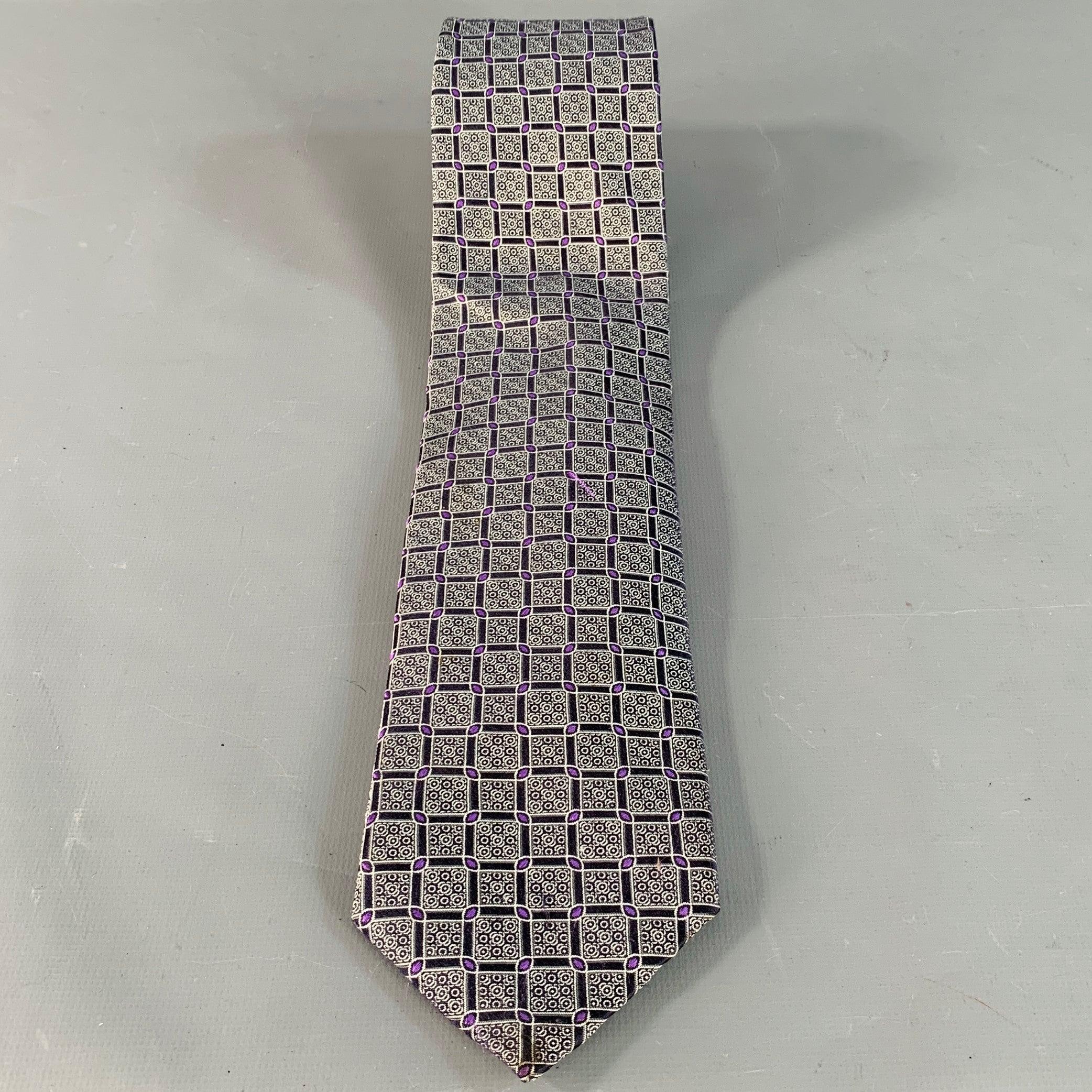 Nero Canali, cravatta in seta jacquard a scacchi viola e nera taglia unica in vendita