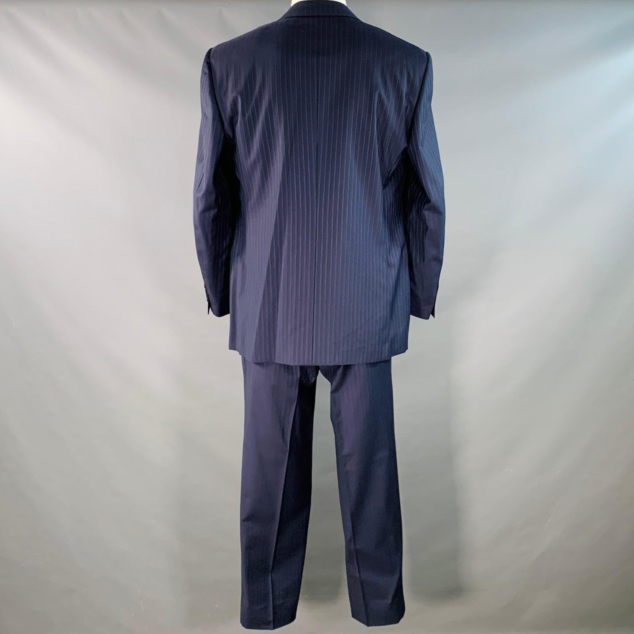 Canali Taille 48 Regular Costume bleu marine à rayures en laine vierge à revers échancré Bon état - En vente à San Francisco, CA