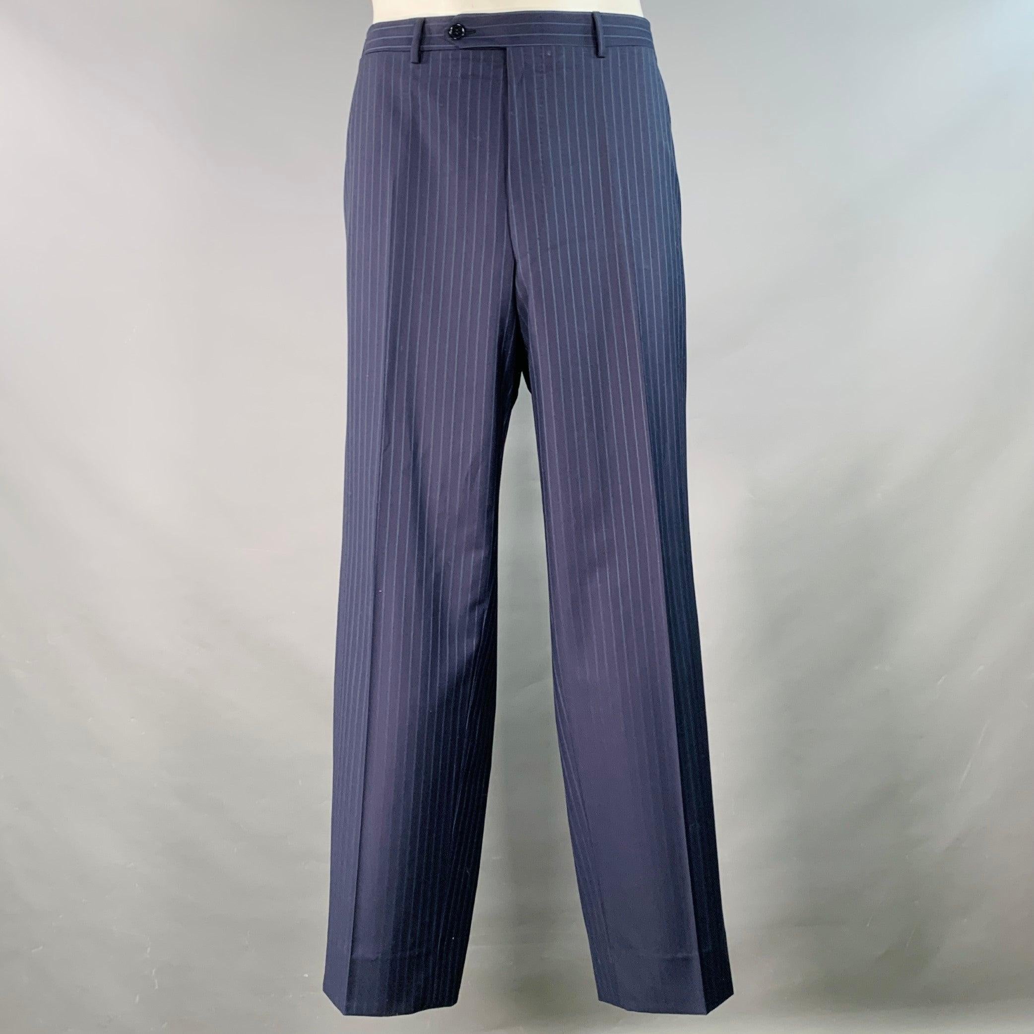 Canali Taille 48 Regular Costume bleu marine à rayures en laine vierge à revers échancré Pour hommes en vente