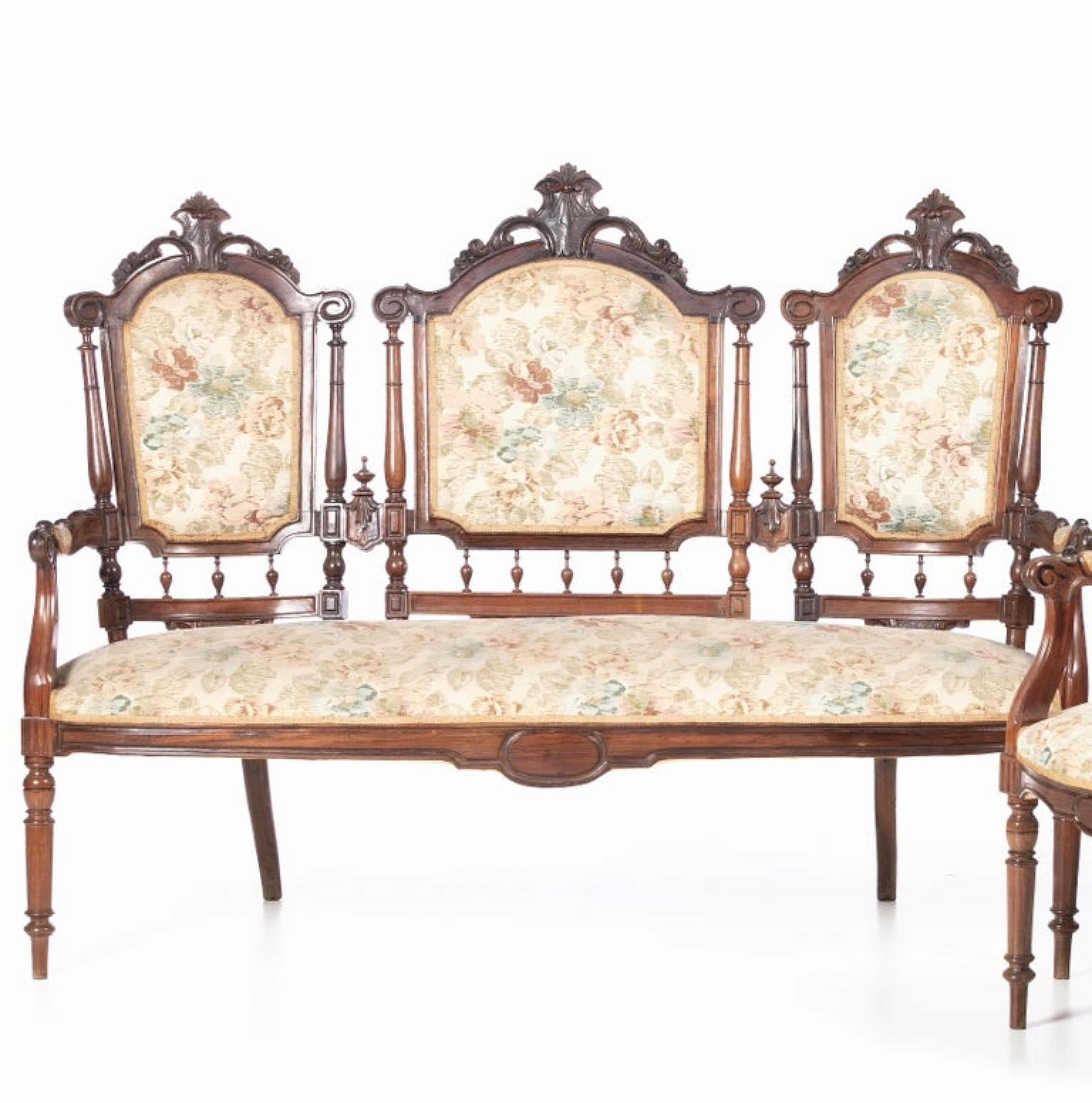 Hand-Crafted Canapé and Pair of Armchairs Portuguese from the 19th Century For Sale