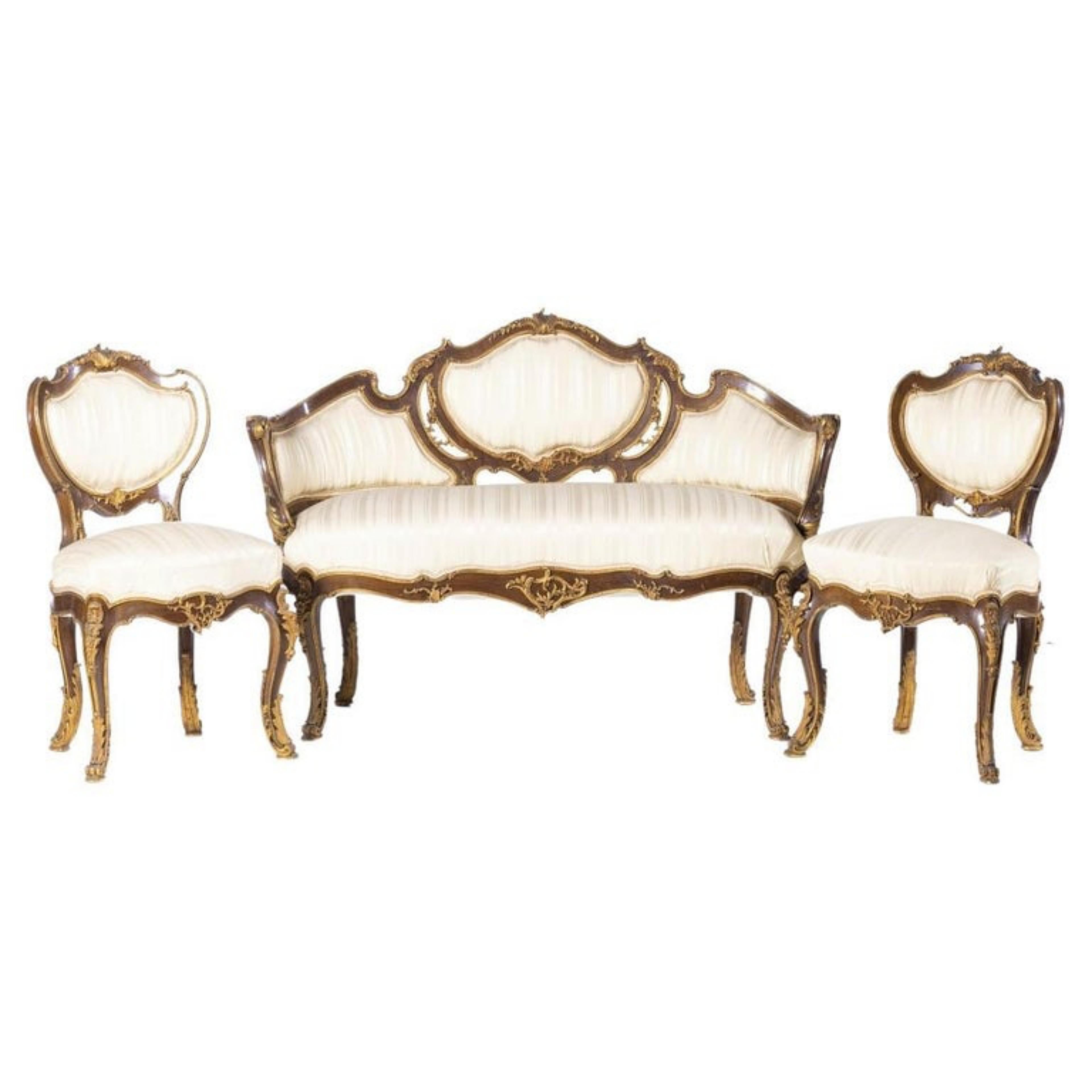 Canapé et paire de chaises de style Louis XV français 19ème siècle Bon état - En vente à Madrid, ES