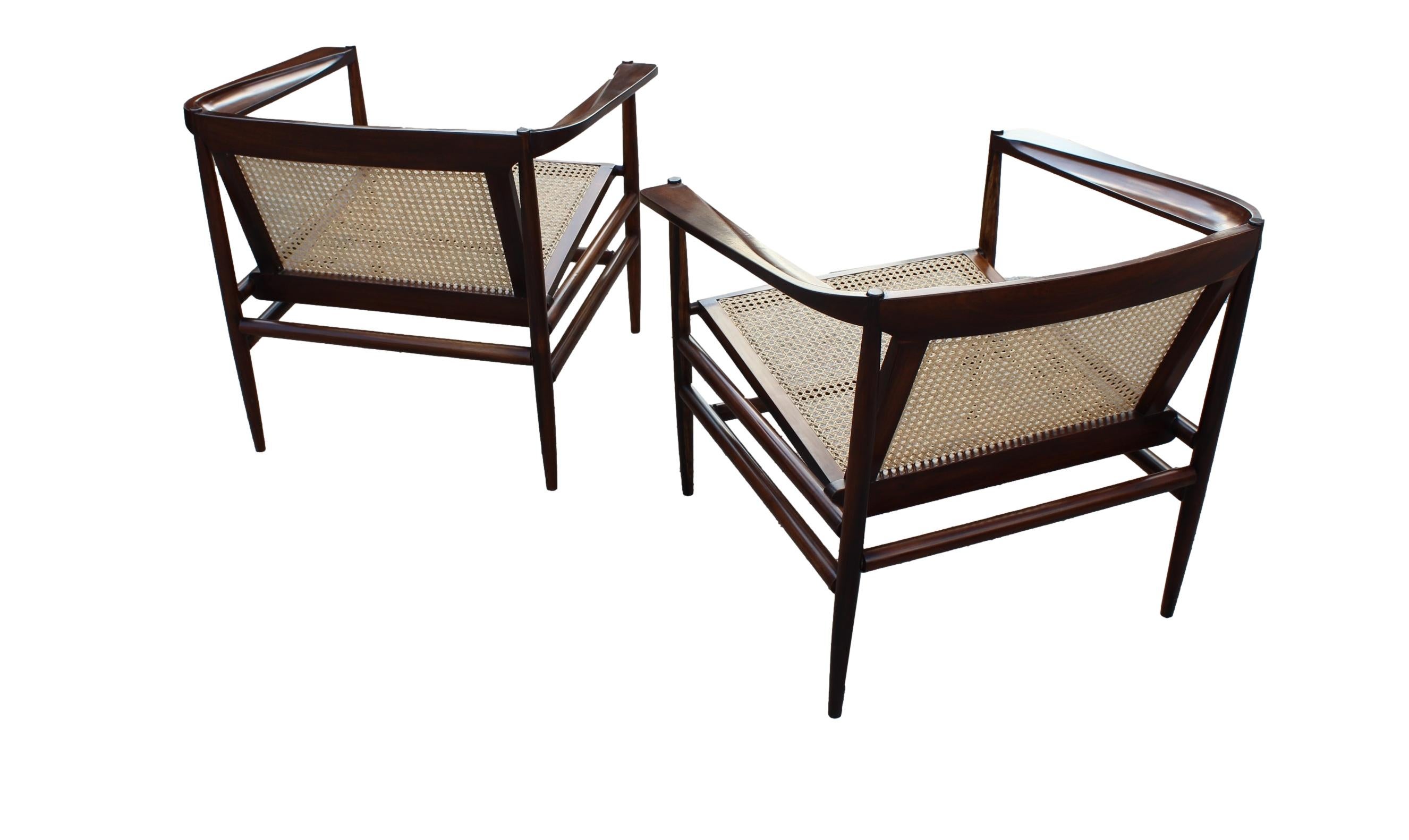 Mid-Century Modern Canape Armchairs attributed to Joaquim Tenreiro For Sale