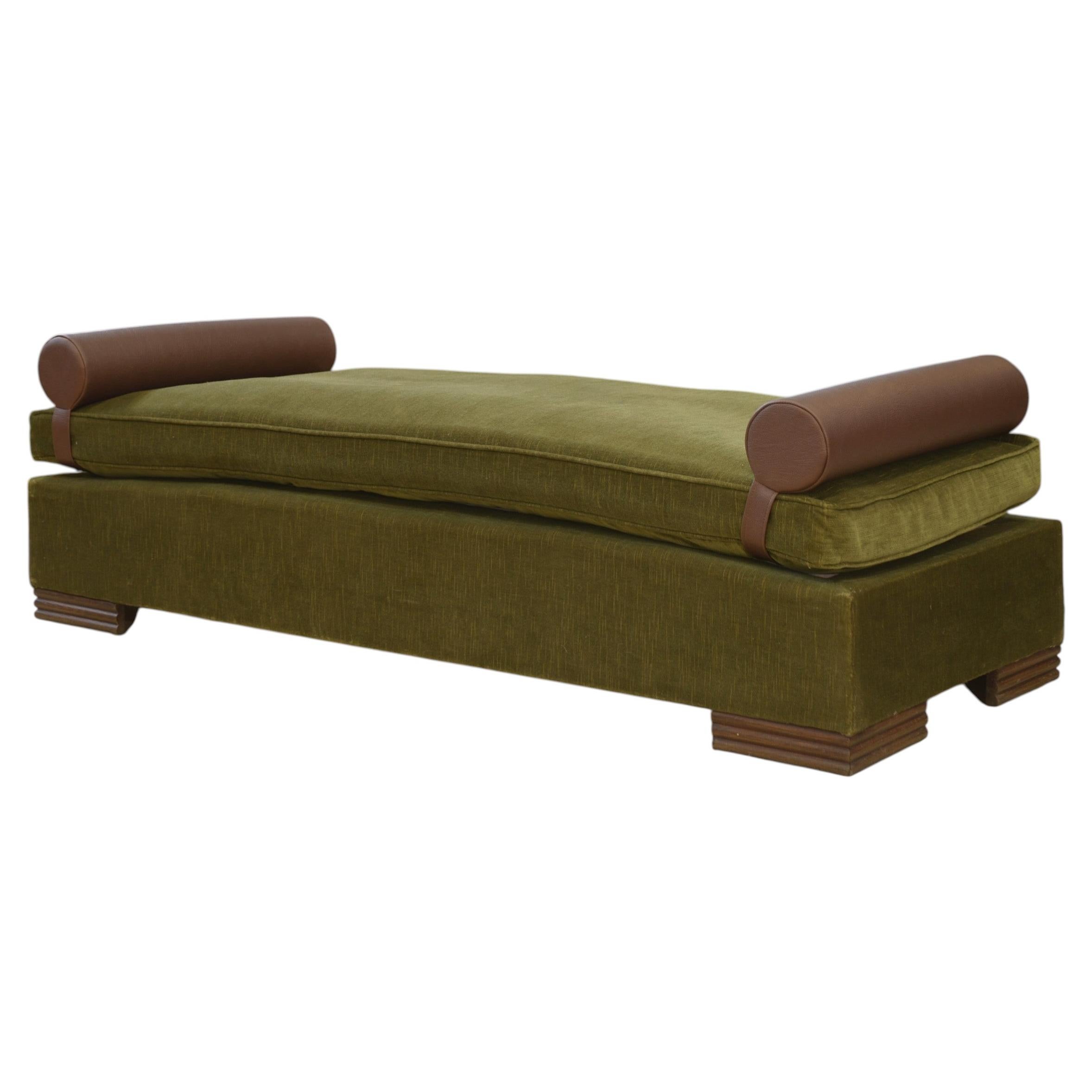 Canapé/Daybed dans le goût d'Eugène Printz 1940's For Sale