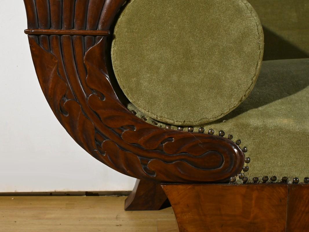 Divano in radica di mogano, stile Biedermeier - Fine XIX secolo in vendita 1