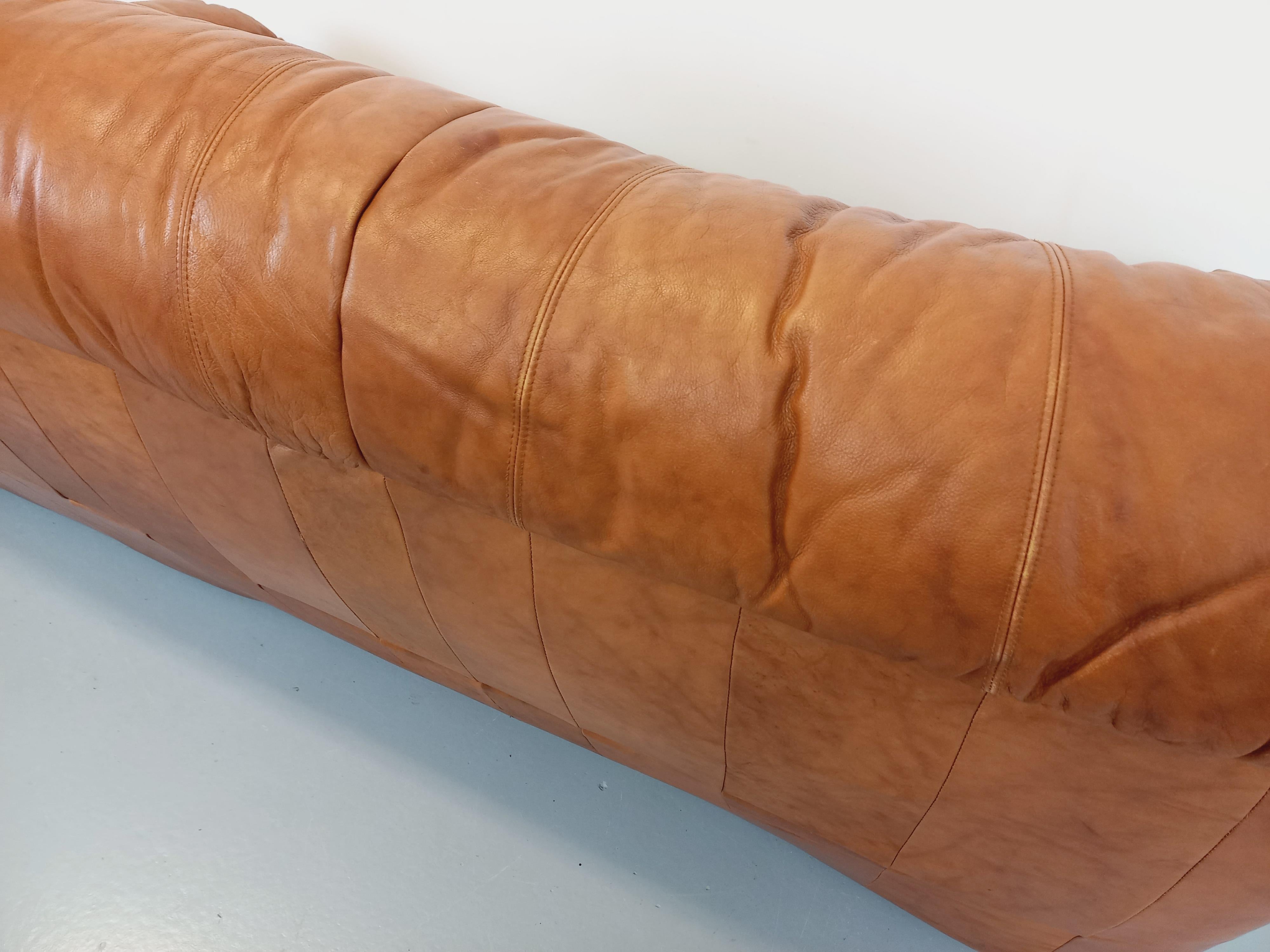 Canapé vintage en cuir cognac des années 70 4