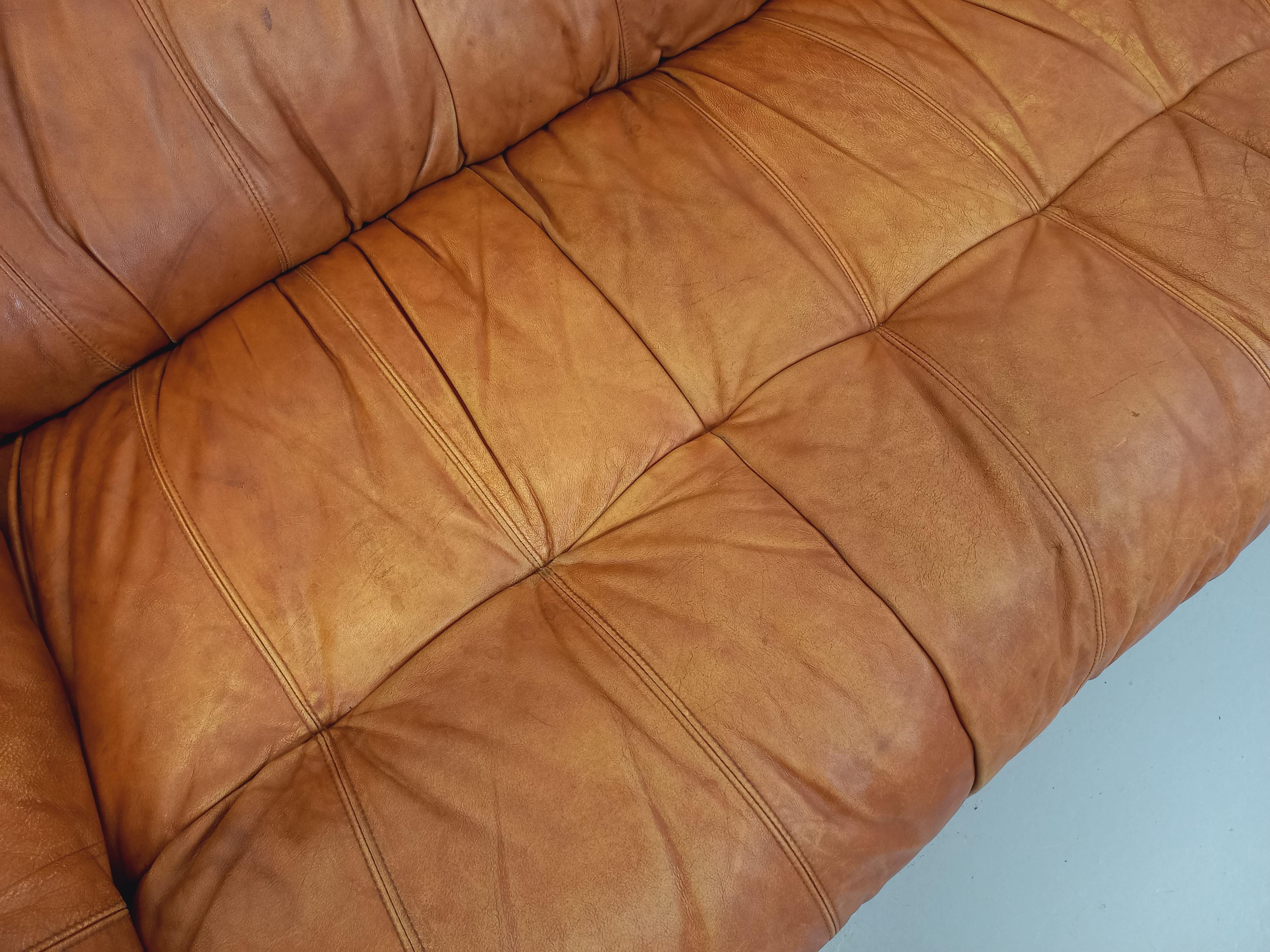Canapé vintage en cuir cognac des années 70 10