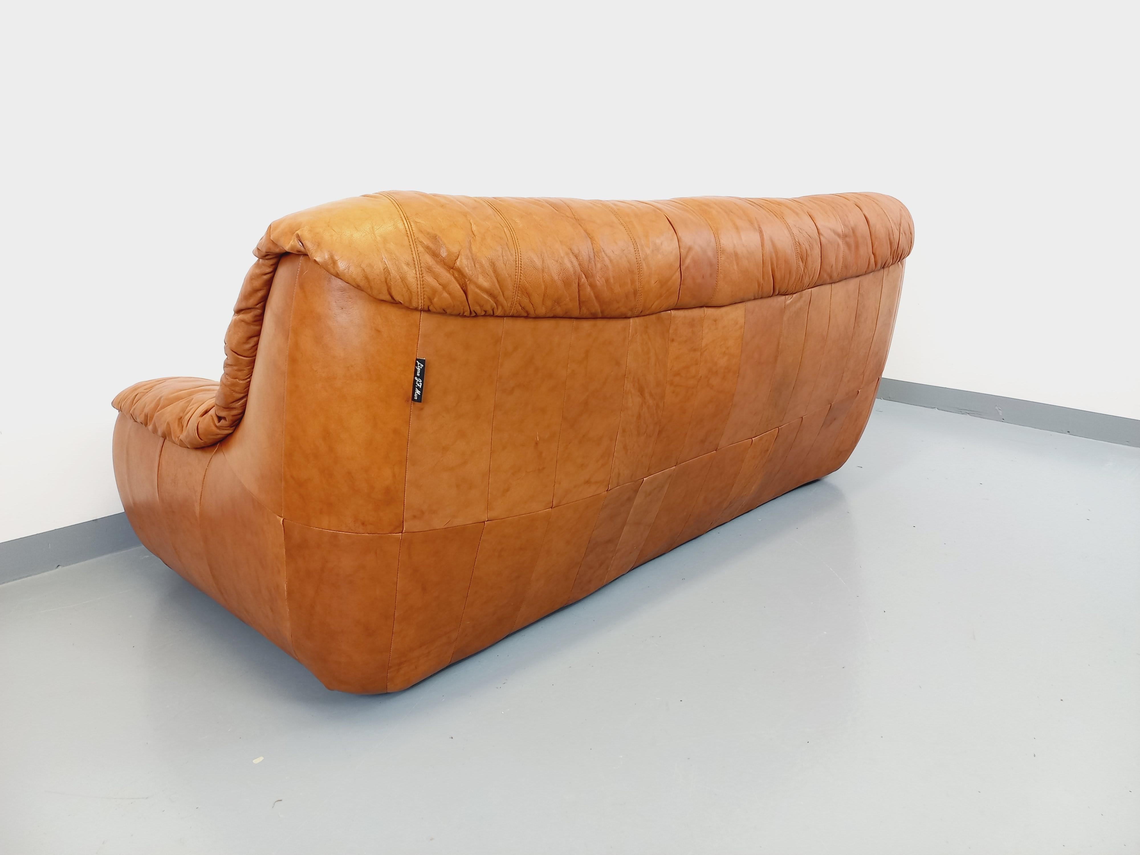 Canapé vintage en cuir cognac des années 70 Italiano
