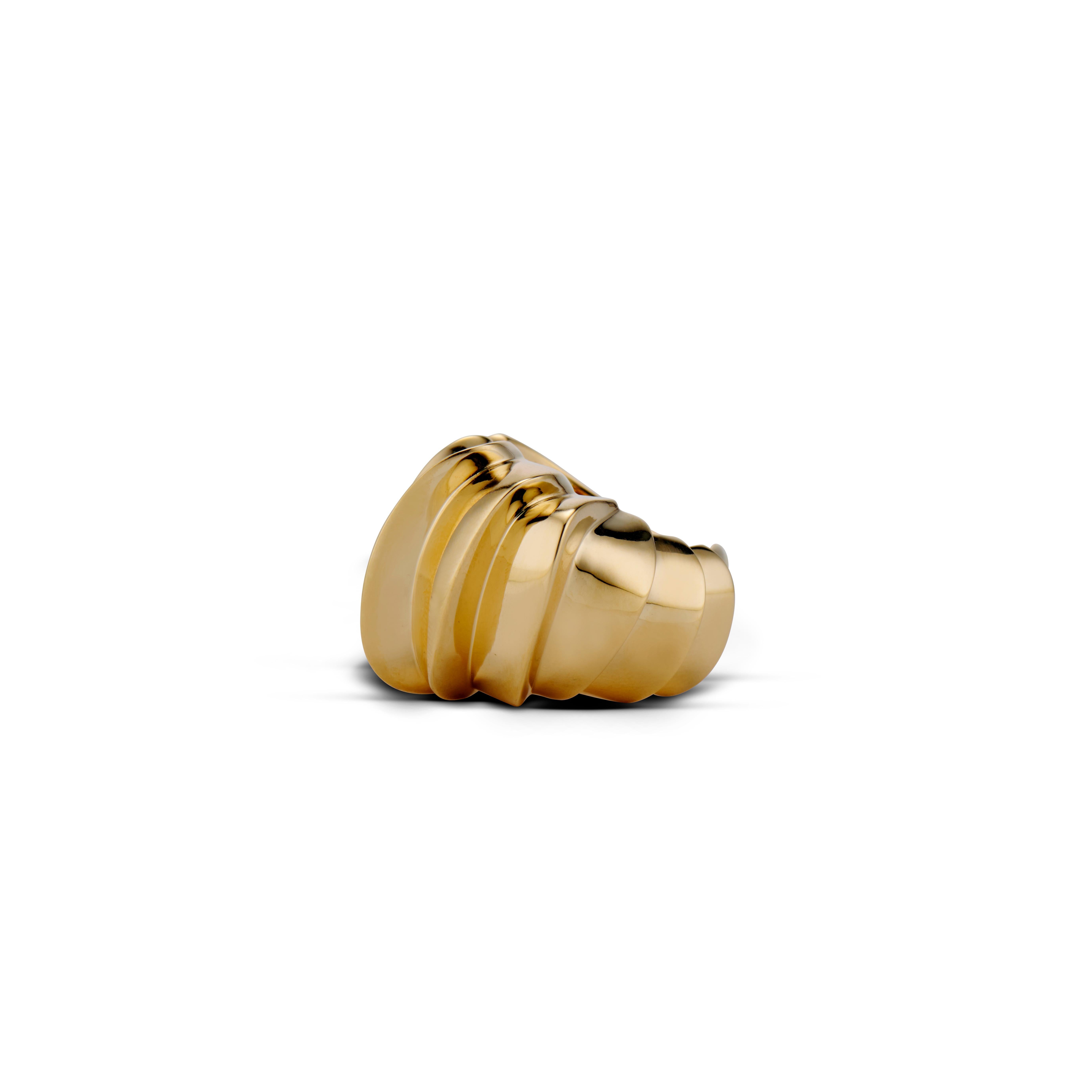 JV Insardi Canary 18kt Skulpturaler Cocktail-Ring mit Kanarienschliff (Zeitgenössisch) im Angebot