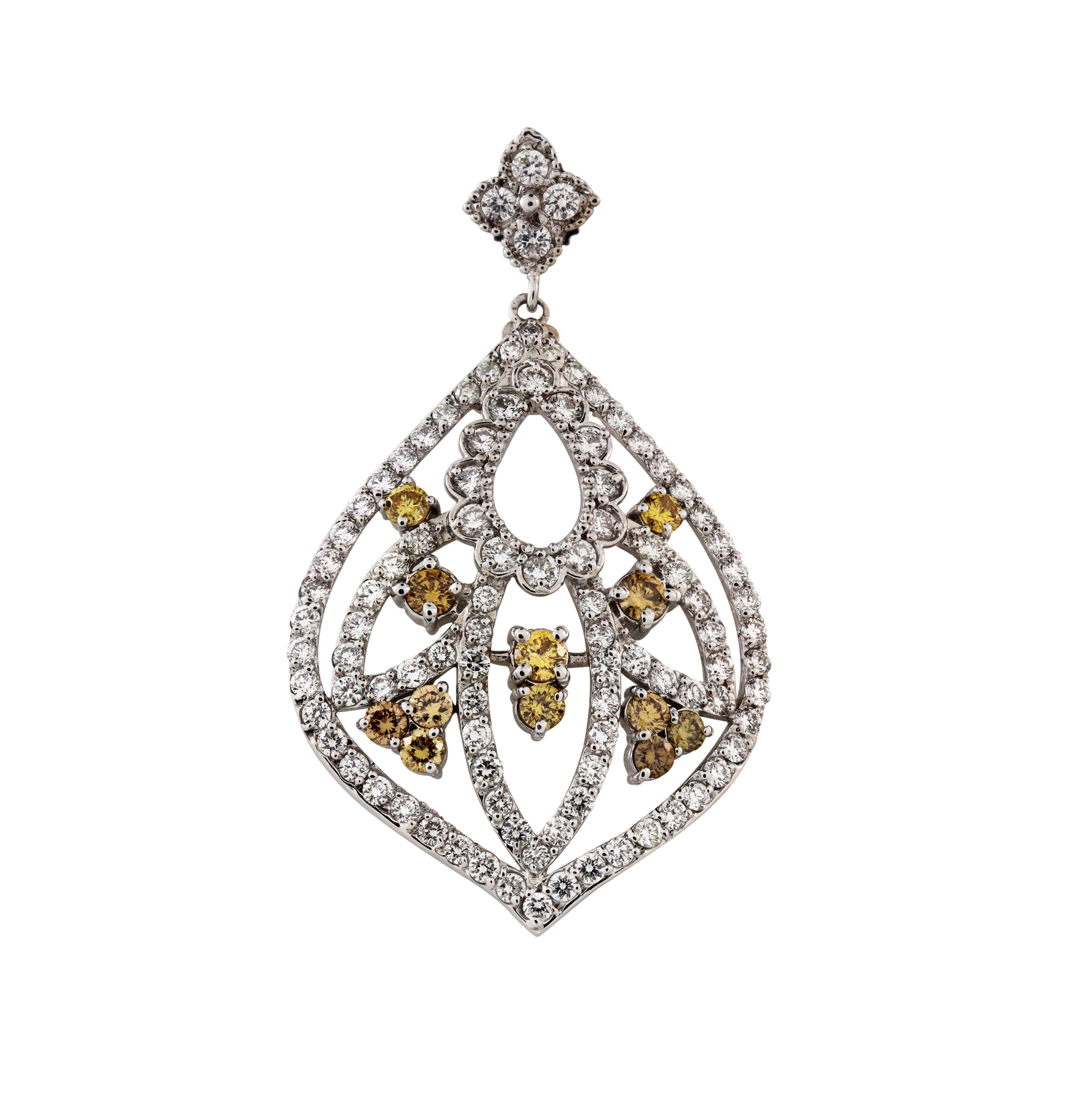 Canary Diamond White Gold Chandelier Earrings Stambolian In New Condition In Boca Raton, FL