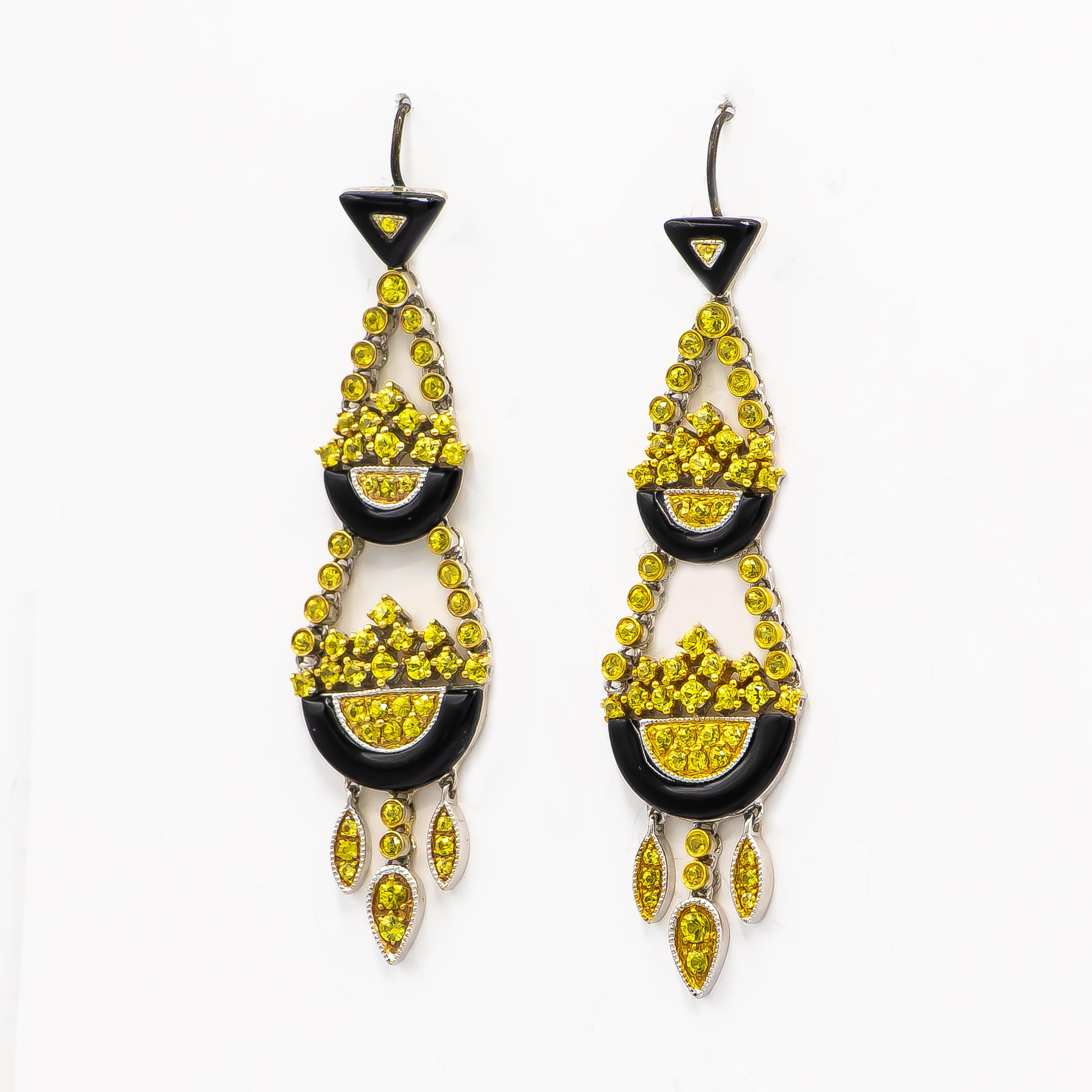 Art Deco Canary Diamonds 1.86 Carat and Black Onyx Earrings 18 Karat Gold