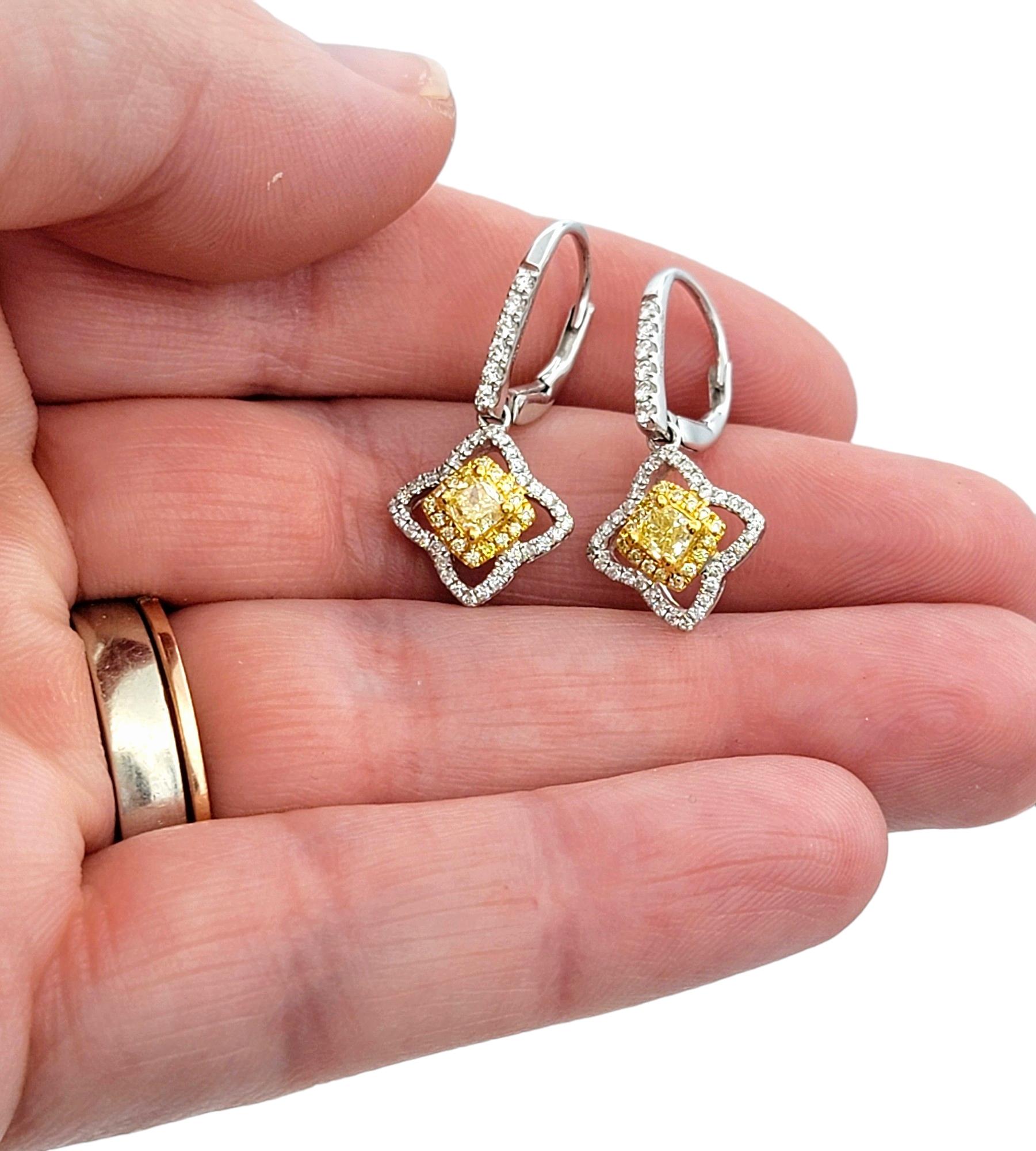 Canary Star Yellow and White Diamond Dangle Earrings in Two-Tone 18 Karat Gold For Sale 1