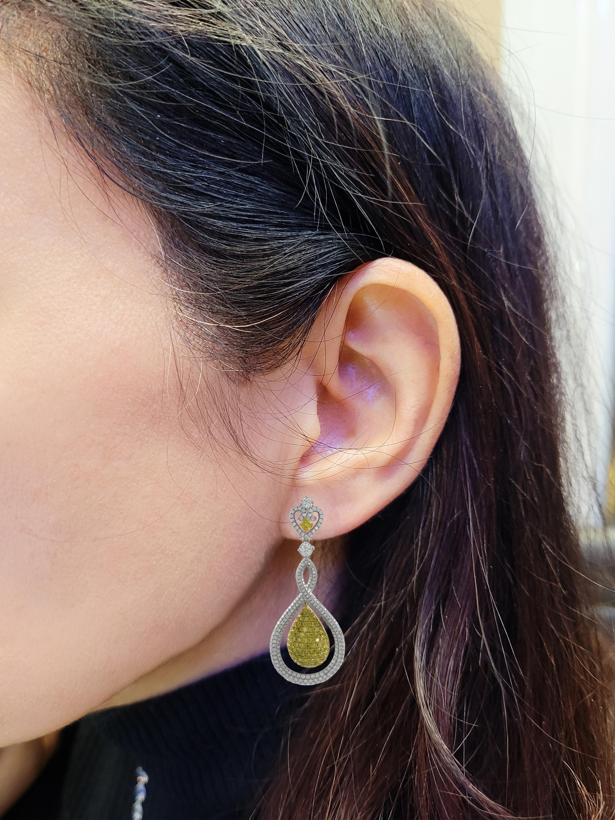 earrings queen of tears