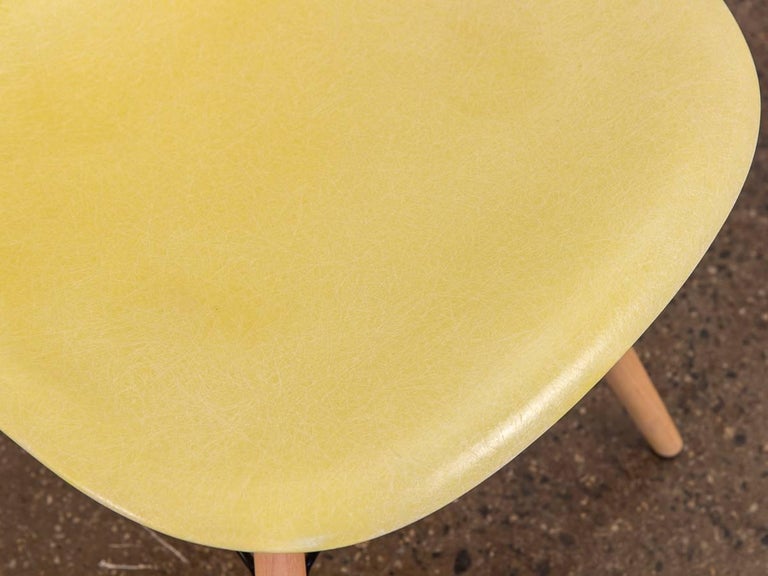 Mid-20th Century Eames for Herman Miller Lemon Yellow Shell Chair For Sale