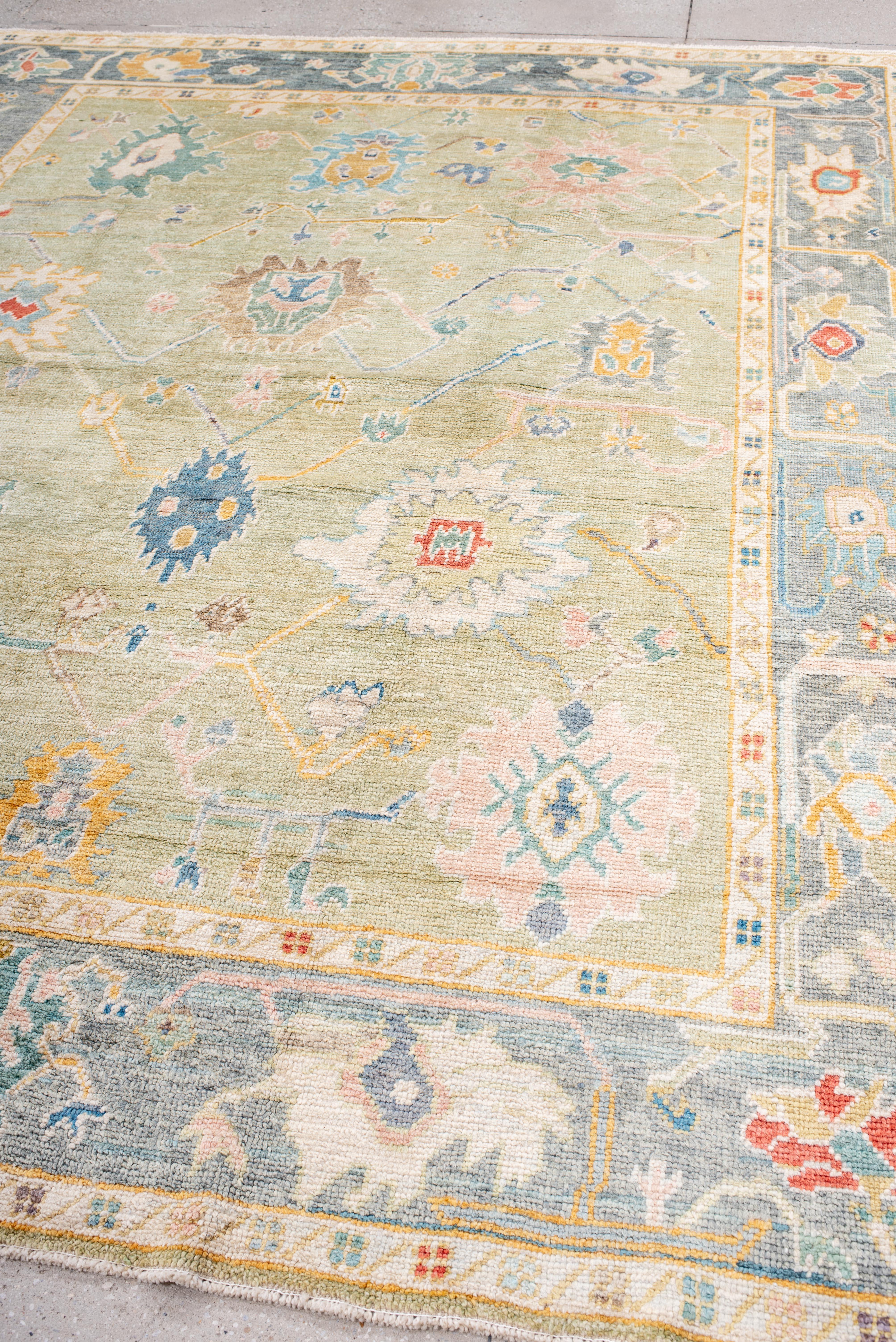 Kanariengelb Vintage inspiriert Oushak im Angebot 2