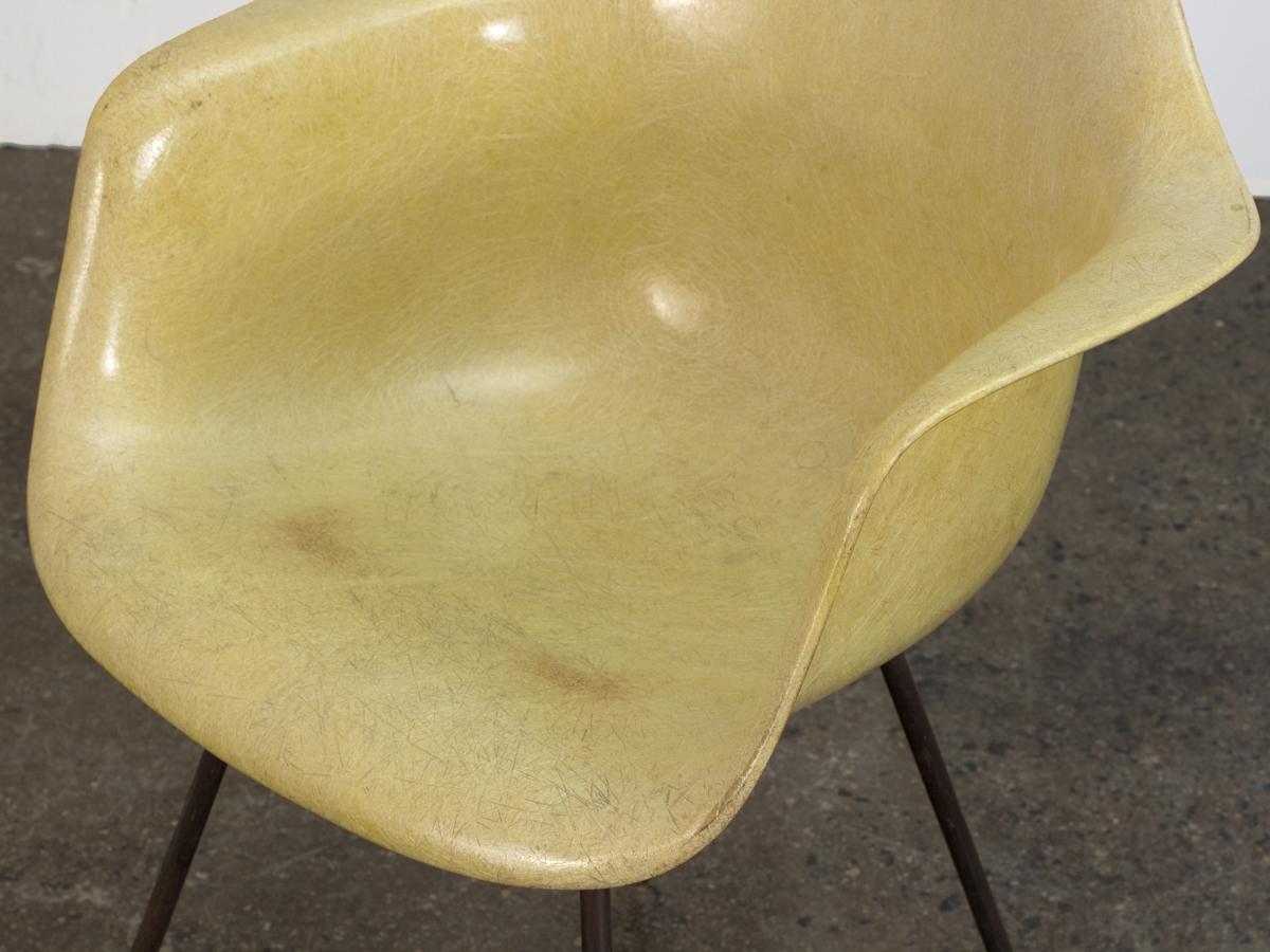 Mid-20th Century Canary Yellow Zenith Rope Edge Armchair by Eames