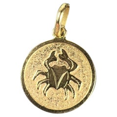 Cancer Starsign Zodiac 18K Yellow Gold Charm Medal Pendant