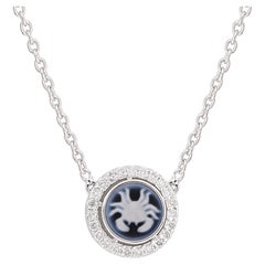 Collier pendentif zodiaque signe cancer en or blanc 14 carats avec diamants H/SI