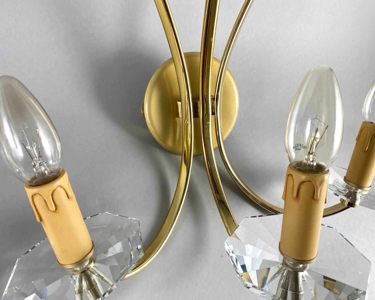 Candeeiros Castro, Vintage-Wandleuchten, Portugal  Designerkondensatoren aus vergoldetem Messing im Angebot 1