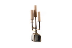 Chandelier en parchemin gris/noir et laiton bronze-patine par Patrick Coard Paris