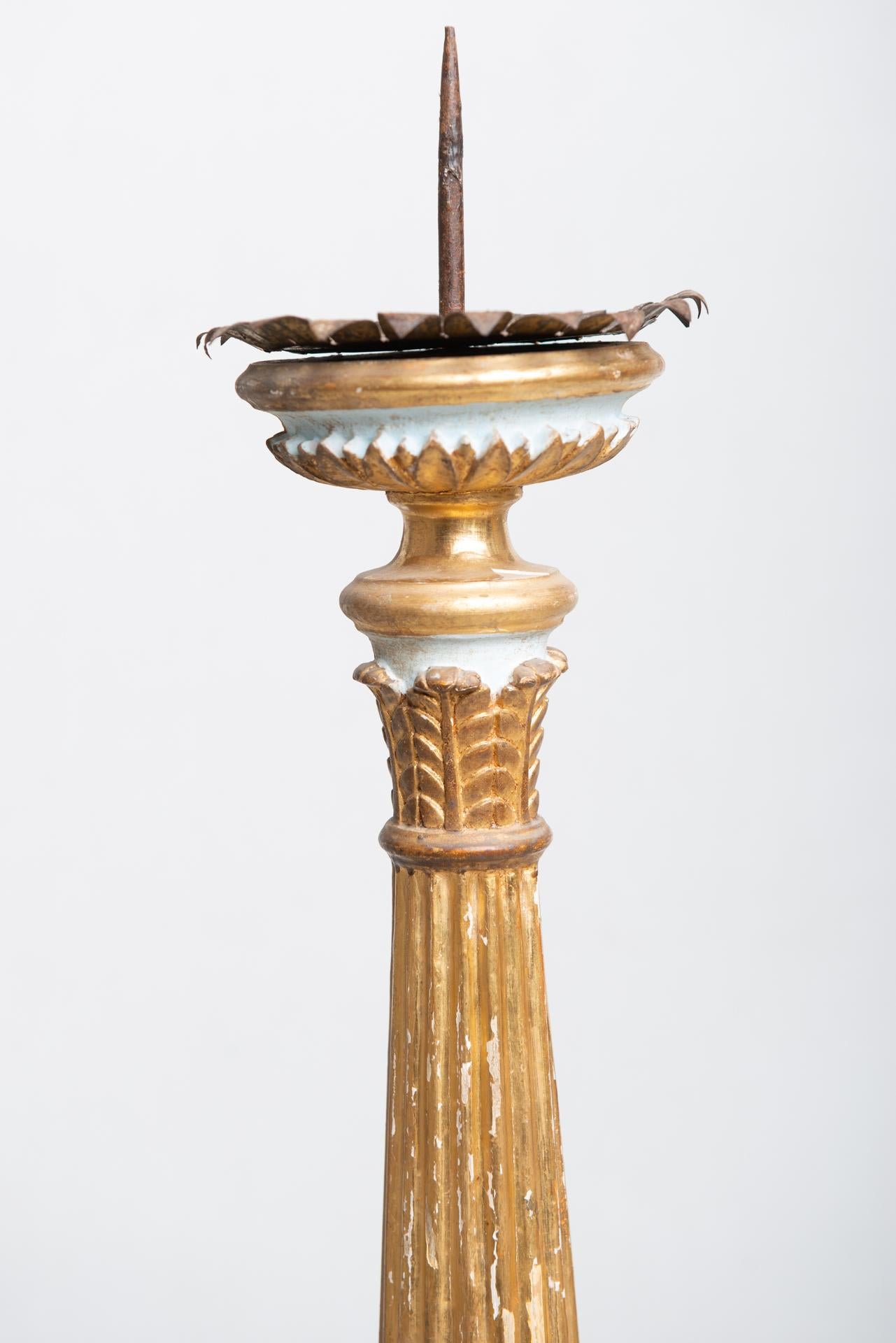 Candelabra 18th Century in Lacquered and Gilded Wood For Sale 3