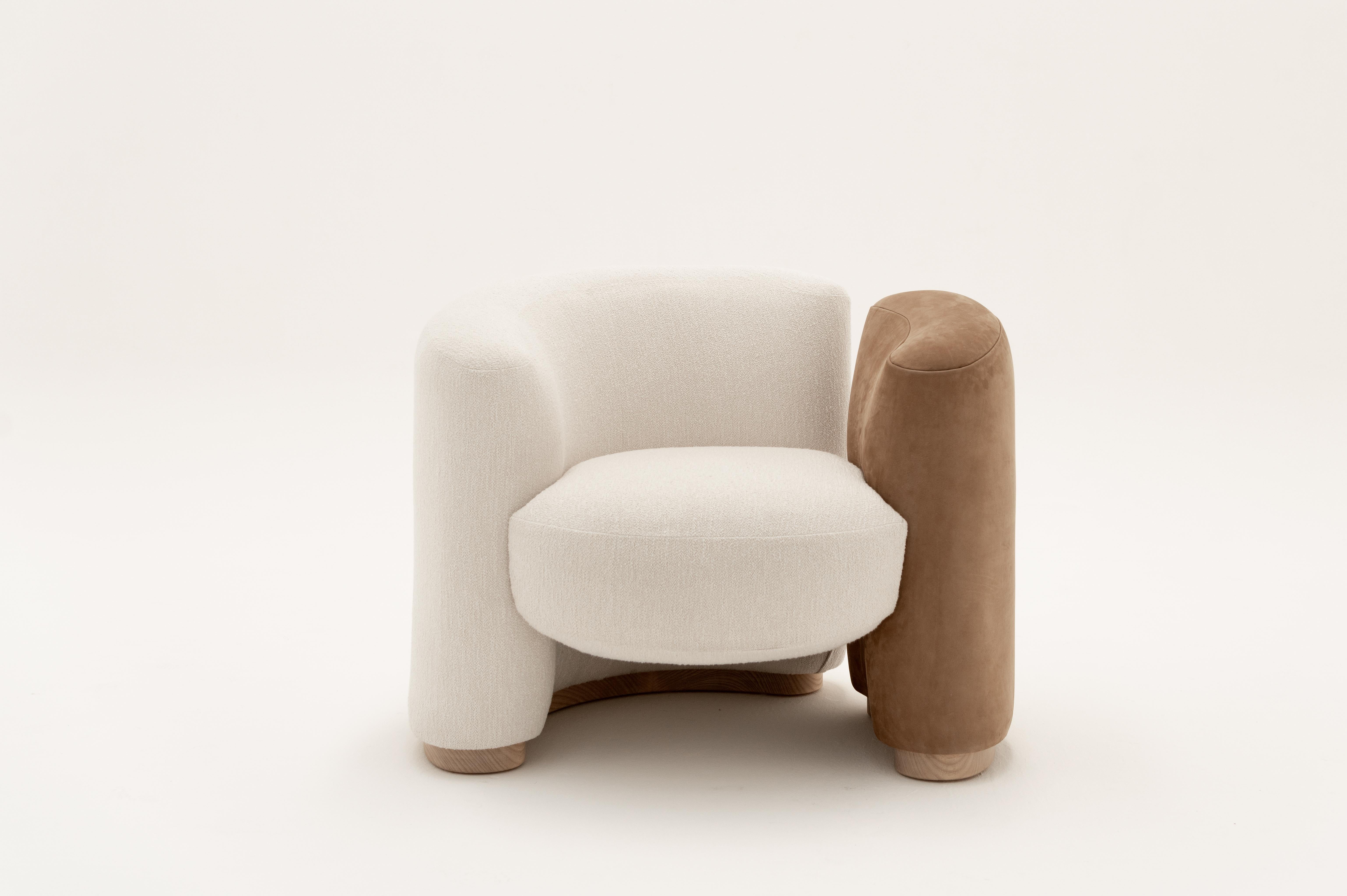 A conversational armchair built by a unique assembly process of three separate elements, with a subtle visual effect intended to create a classic, but infinitely bold piece. Inspired by the elegance and silhouette of the famous Mexican actress