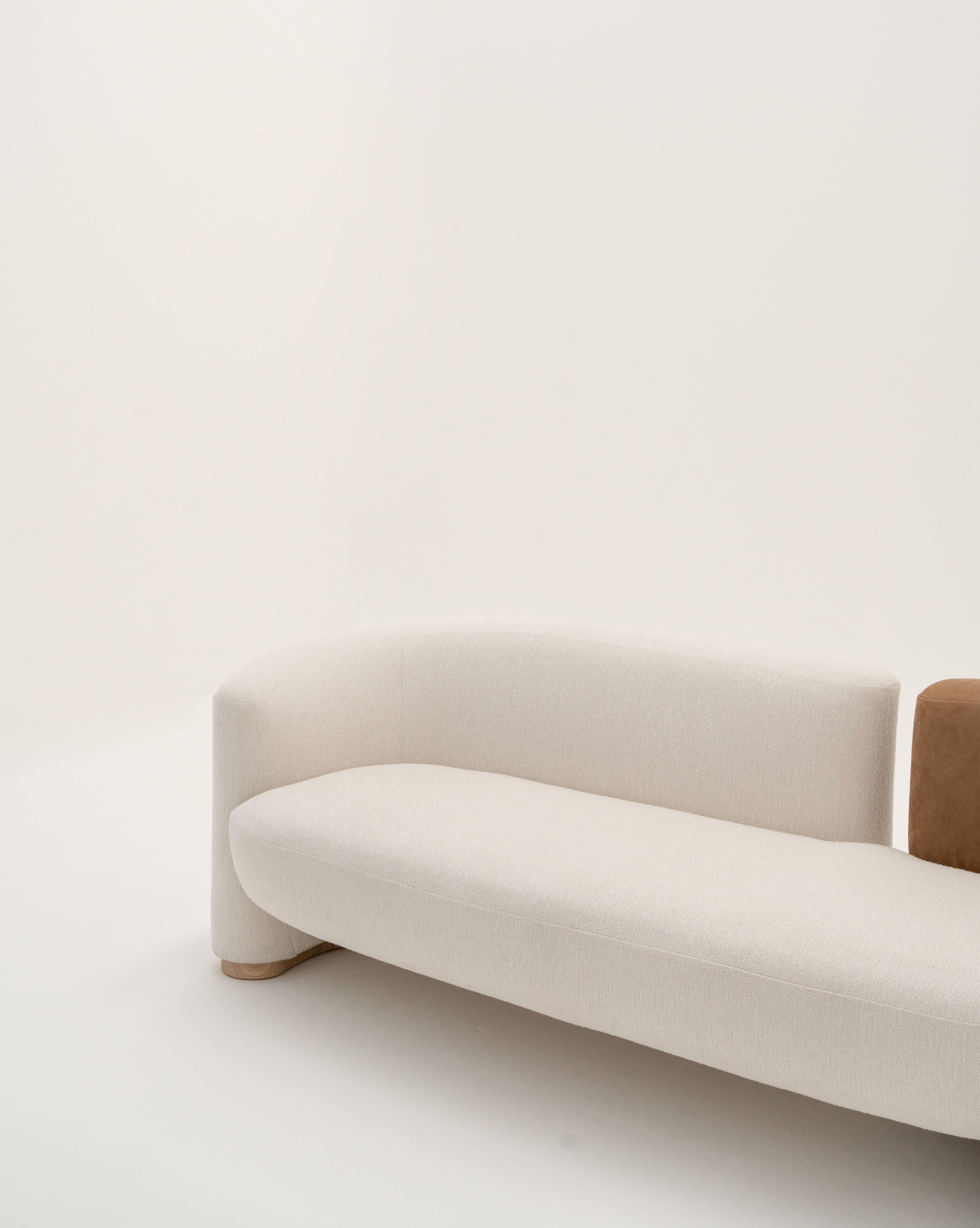 Candelaria Contemporary Sofa In New Condition For Sale In Mexico City, MX