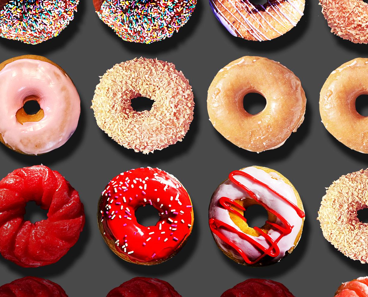 Große Gentlemen Prefer Donuts, 68x68, einzigartiges Fotoarrangement auf Leinwand – Photograph von Candice CMC