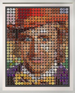 "Large Wonka Donuts" 60x49" Pop-Art-Fotoarrangement aus Nussbaum-Porträt