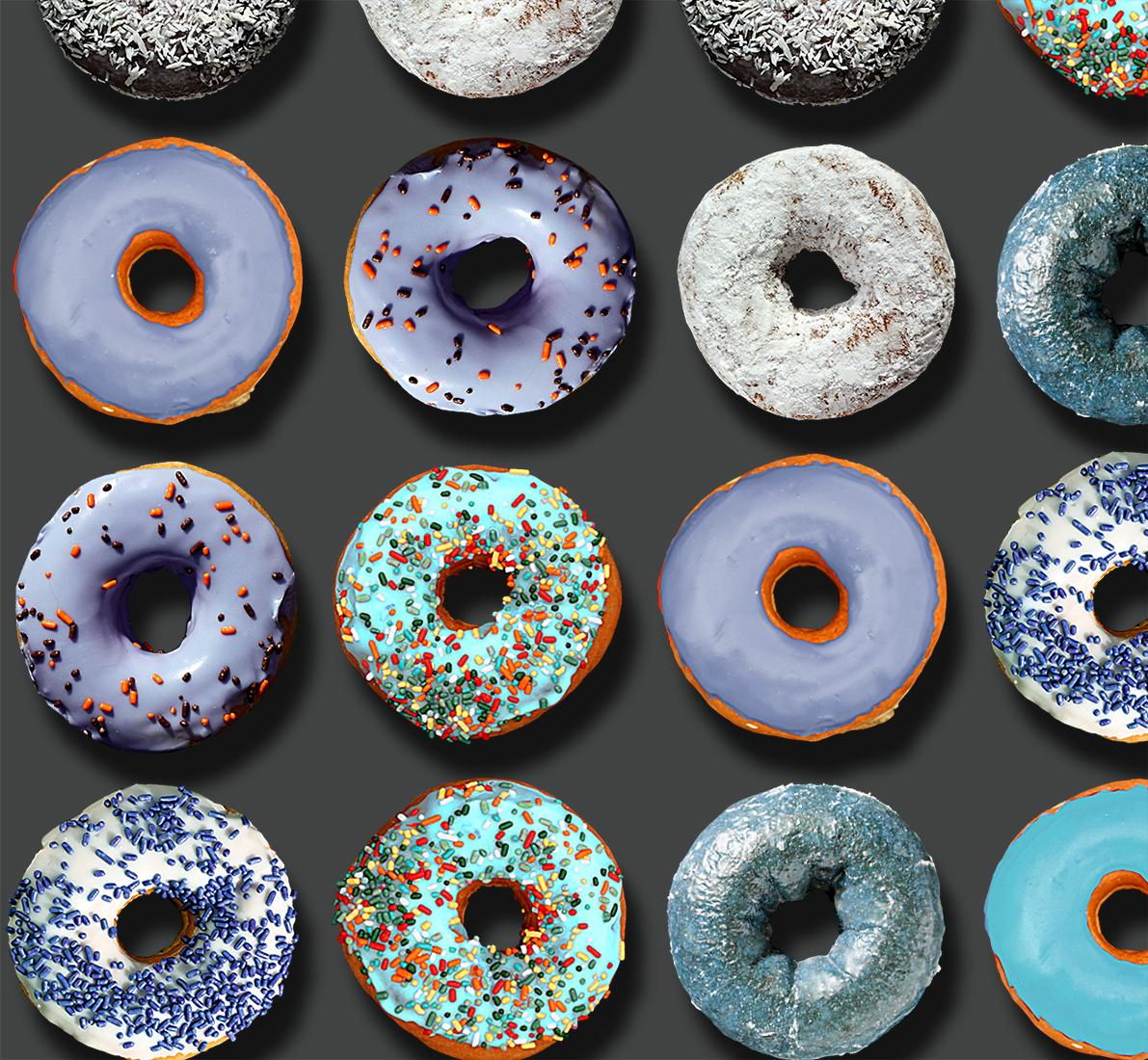 Sie haben in den sozialen Medien weltweit von den außergewöhnlichen Donut-Porträts von Candice CMC gelesen, und wir sind begeistert und stolz, ihre Arbeit zu vertreten.

Dieses einmalige Fotoarrangement auf 100% Büttenpapier von Candice CMC misst