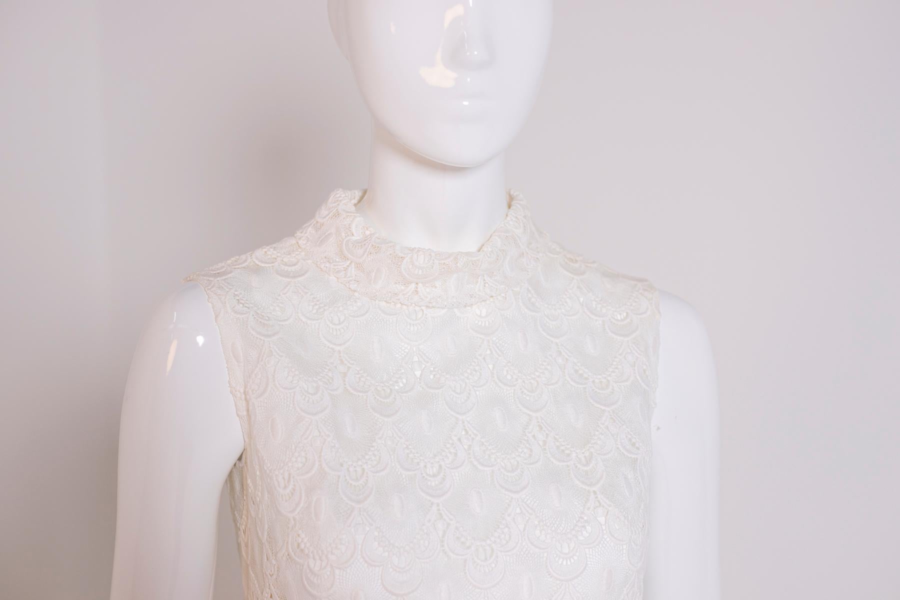 Candide Vintage White Lace Dress For Sale 1