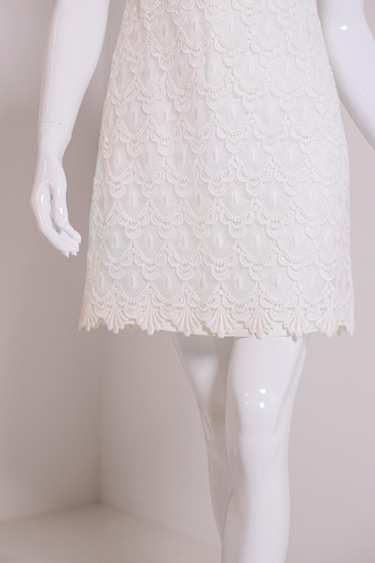 Candide Vintage White Lace Dress For Sale 2