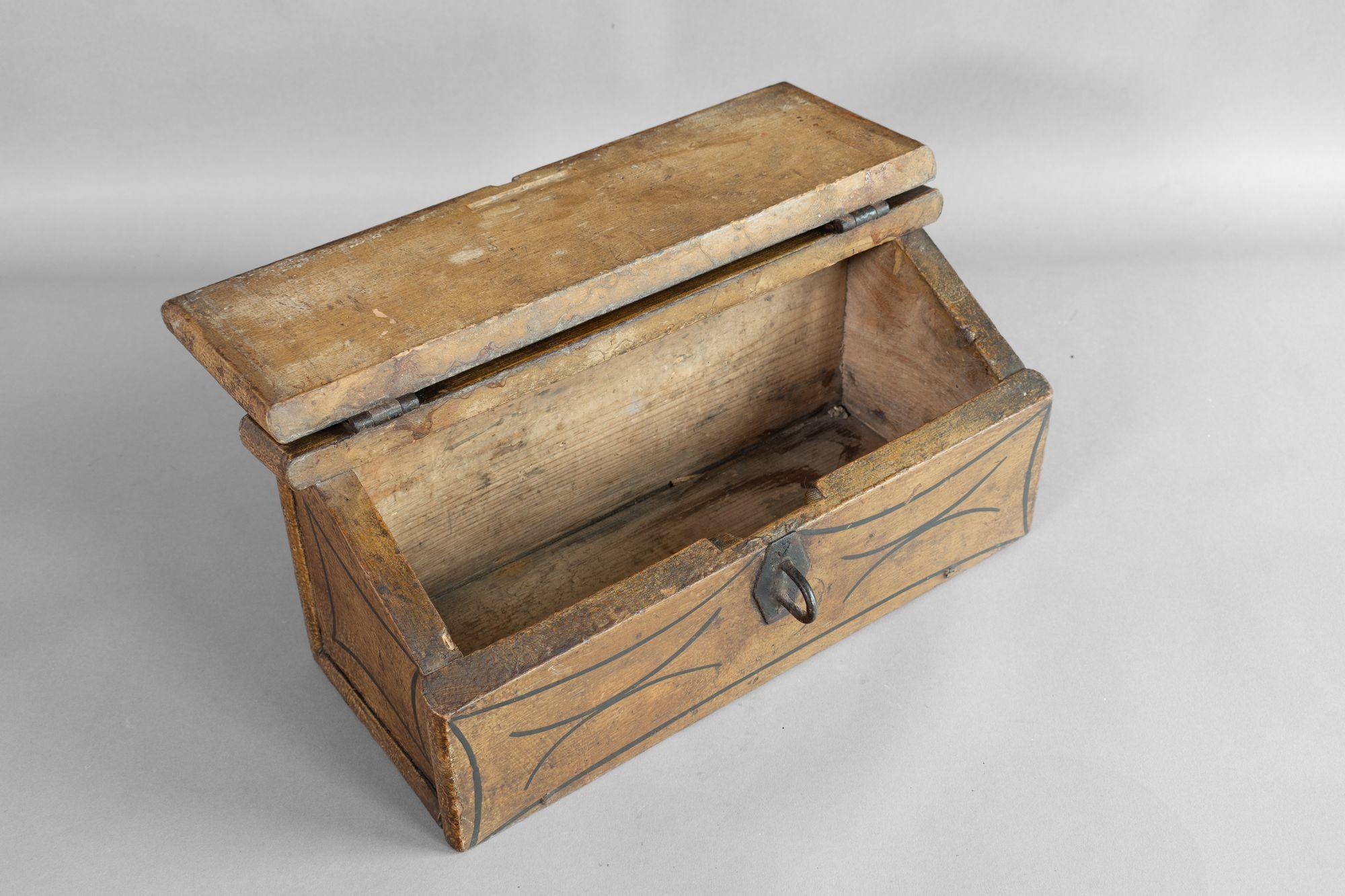 Candle Box (Spätes 19. Jahrhundert) im Angebot