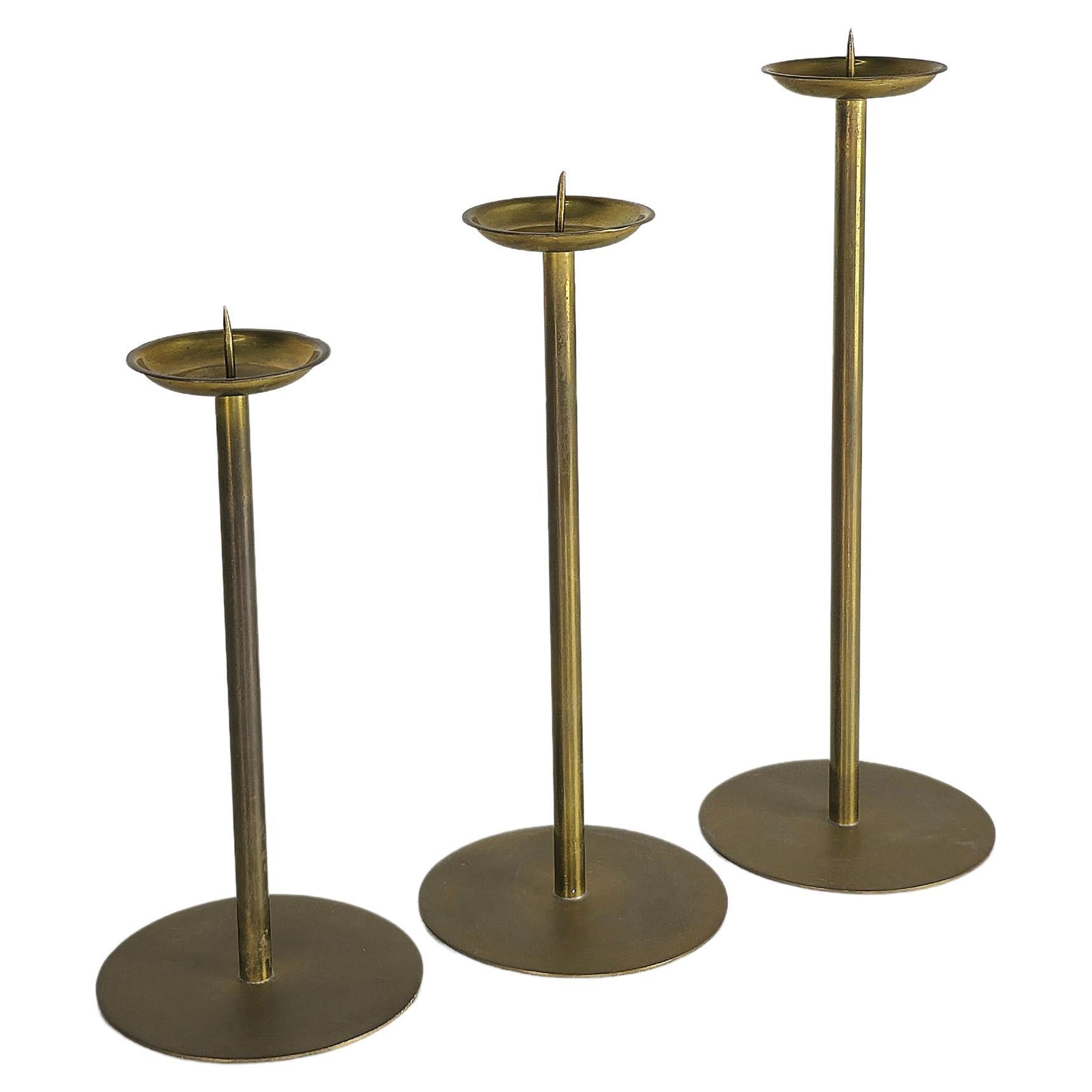 Set von 3 Kerzenhaltern, Kerzenständern, Deko-Objekte, Messing, Midcentury 1960er Jahre im Angebot