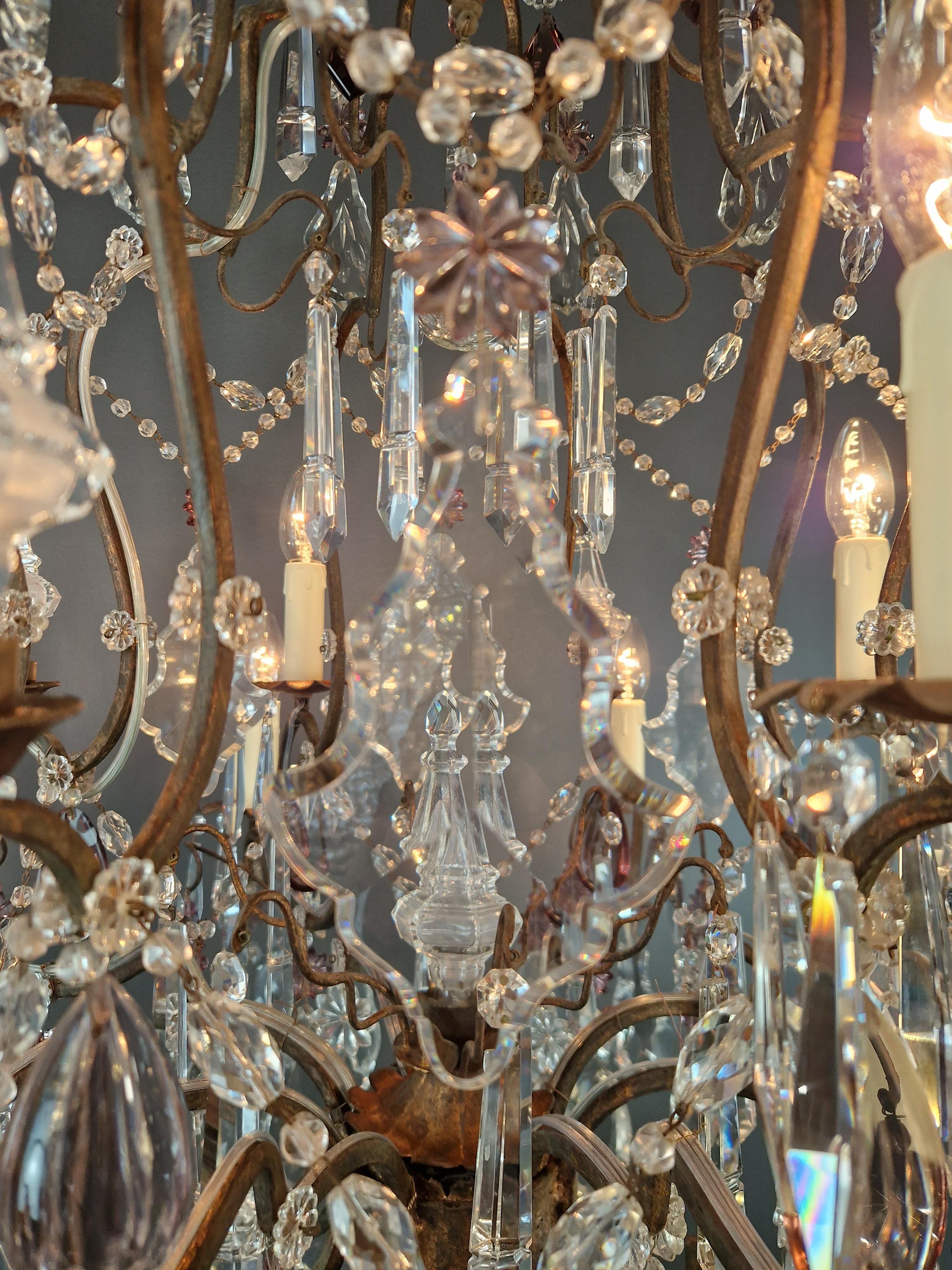 Cristallo Lampadario tradizionale antico a candela con cristalli viola Art Deco in vendita