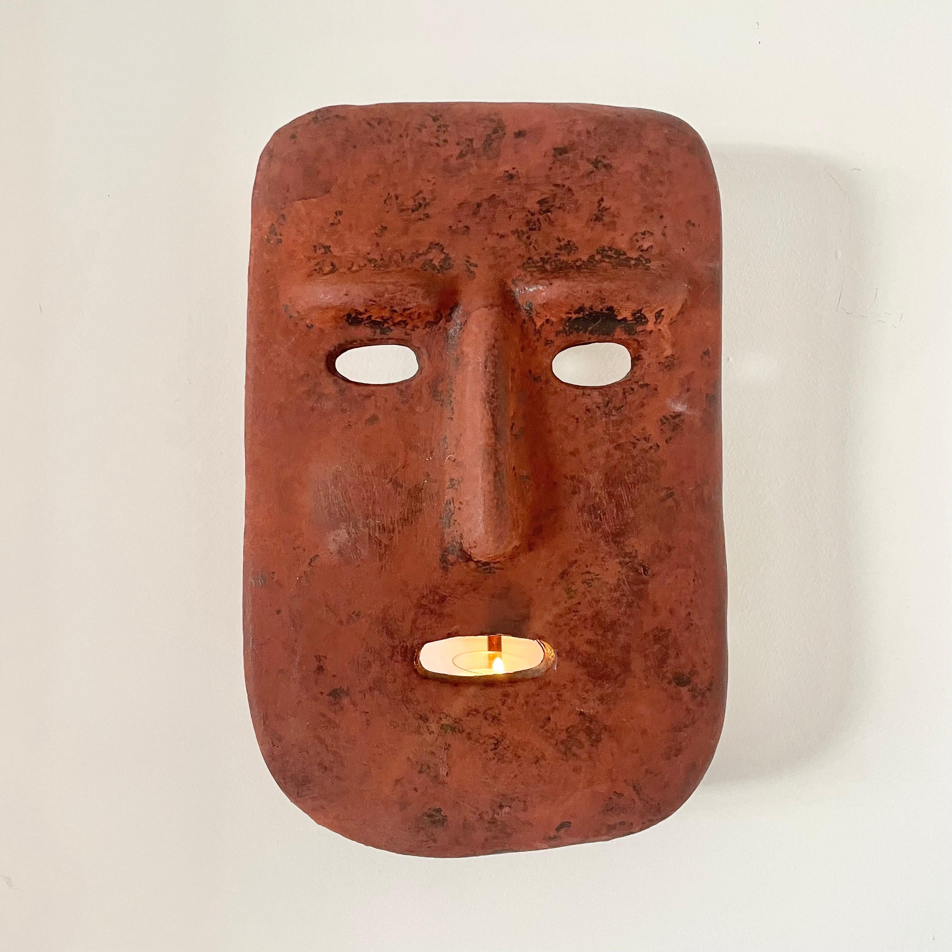 Candle Lit Mask Sconce, 1960s Italy In Good Condition For Sale In Los Angeles, CA