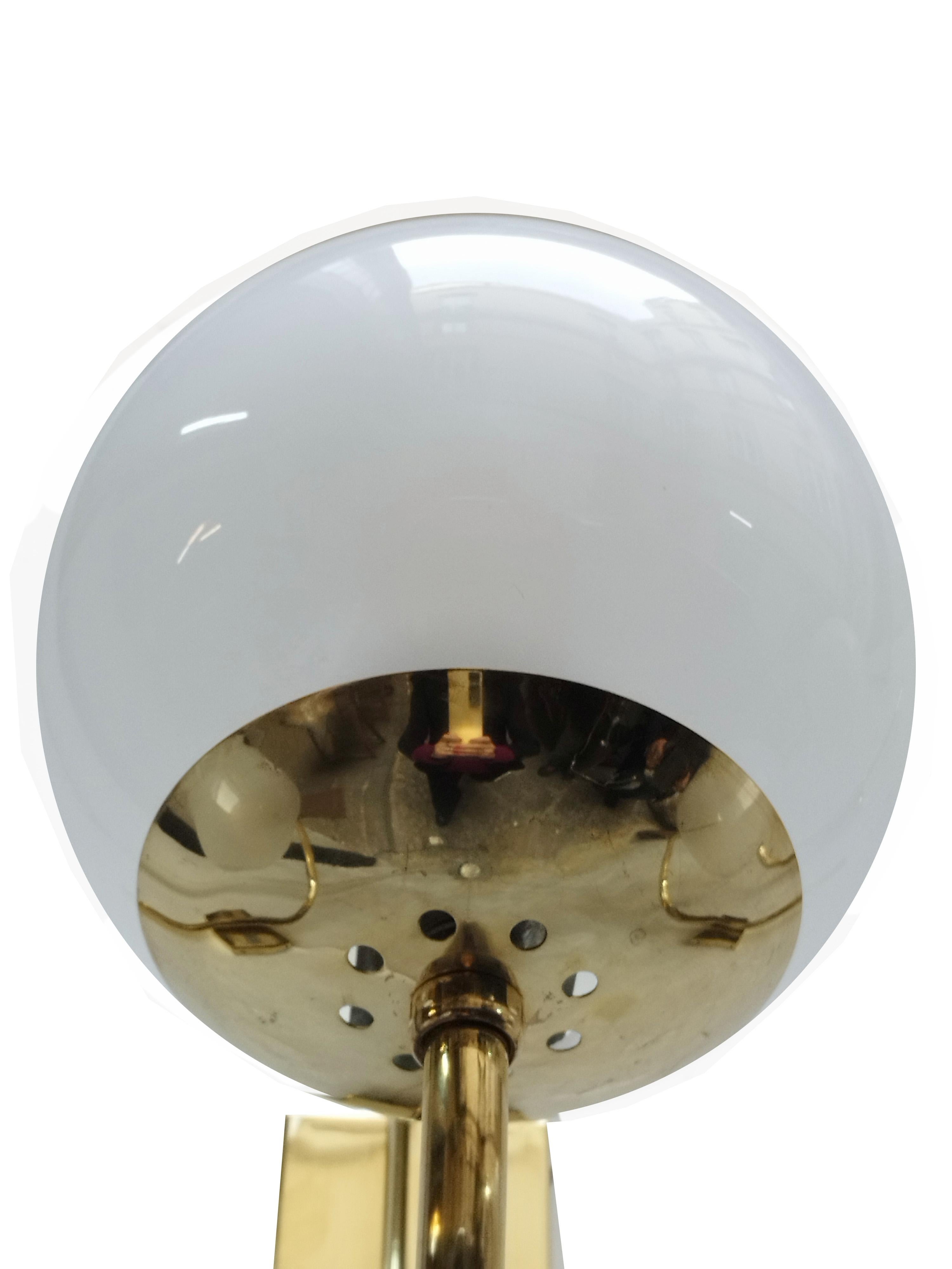 Mid-Century Modern Candle Milano  Pair of Mod.B458 Brass and Glass Wall Lamps, 1970s For Sale