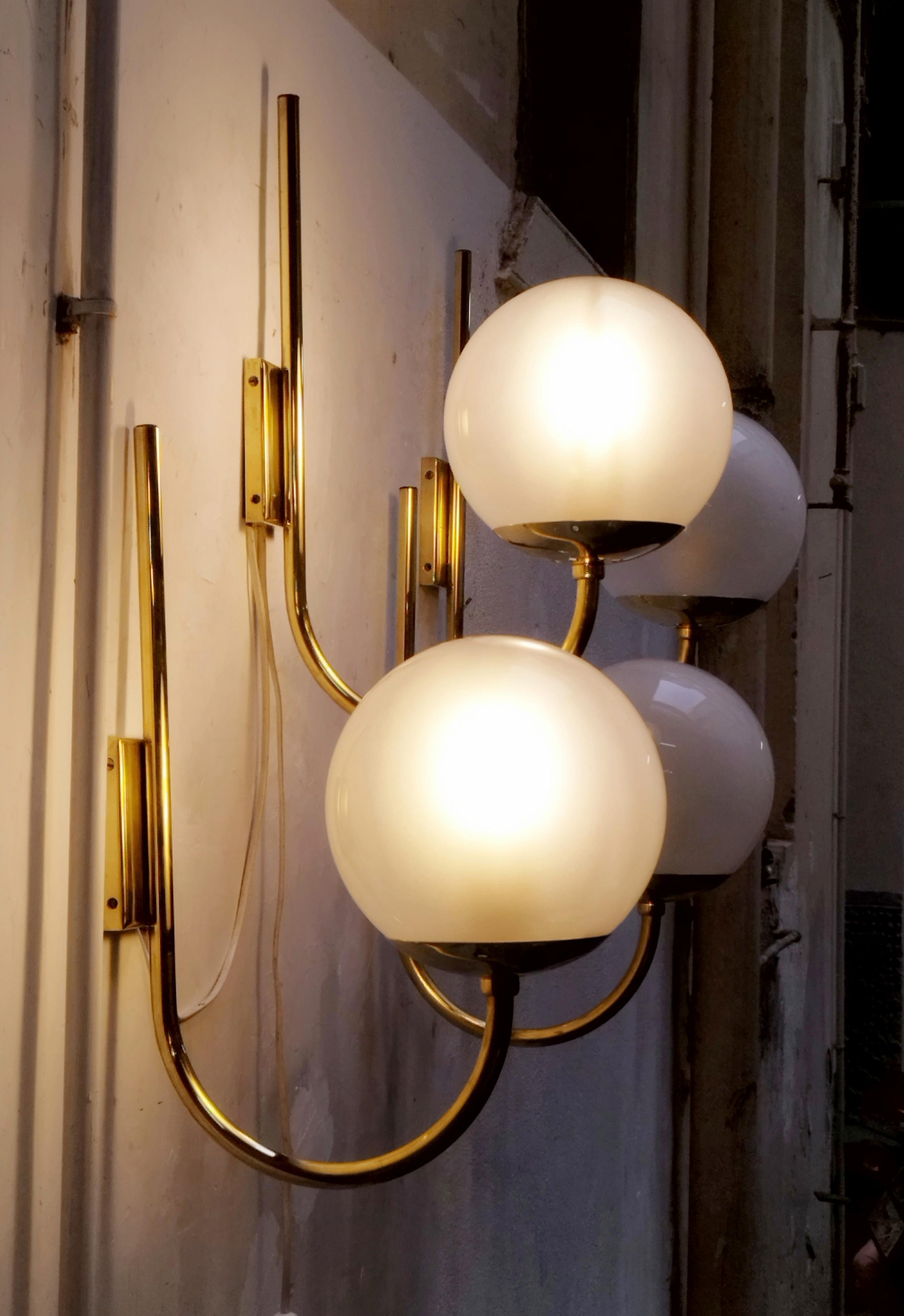 Candle Milano  Pair of Mod.B458 Brass and Glass Wall Lamps, 1970s For Sale 1