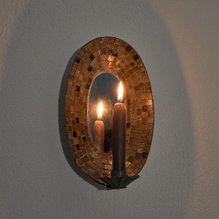 Candelabro con espejo y mosaico Años 50 en venta 3