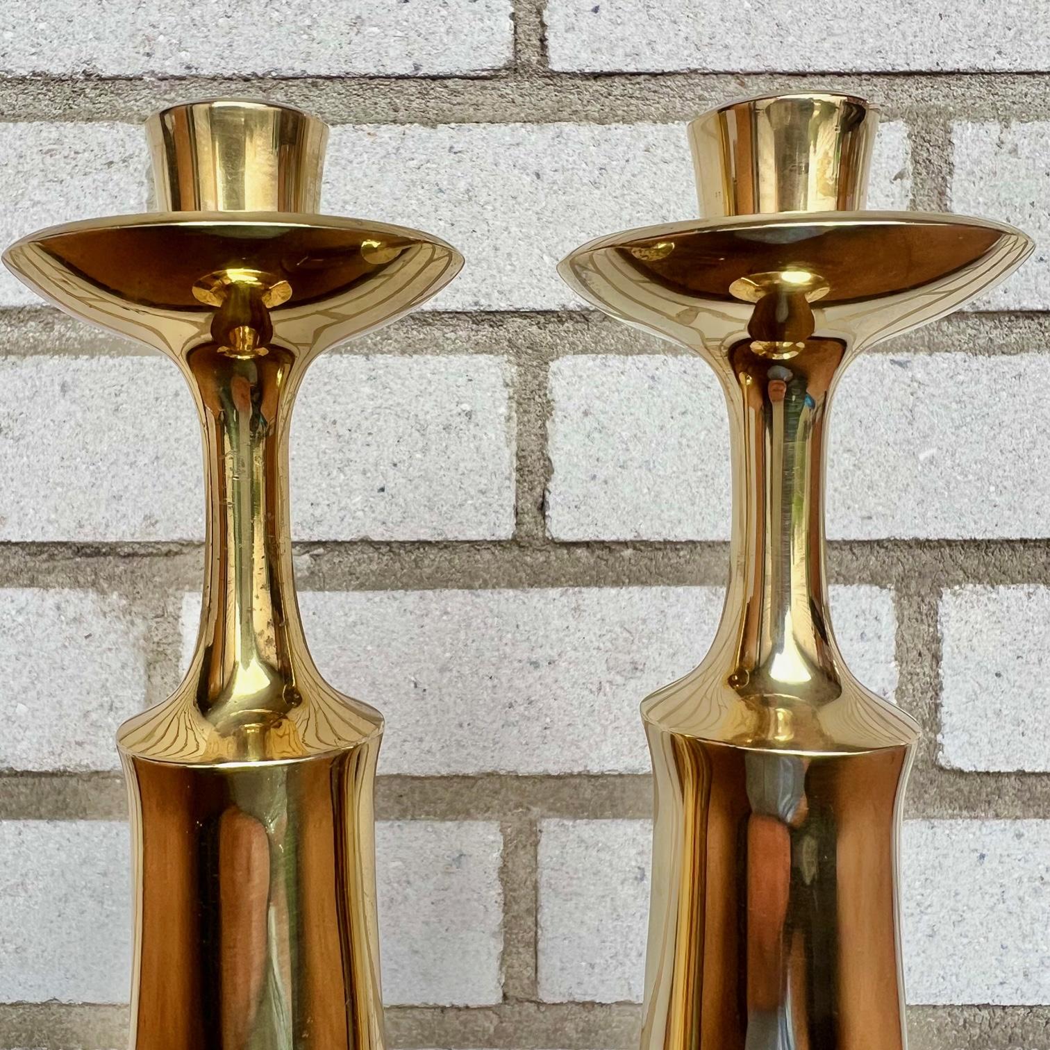 Ottone Bastoncini per candele in ottone di Jens Harald Quistgaard per Dansk Designs, anni '50 in vendita