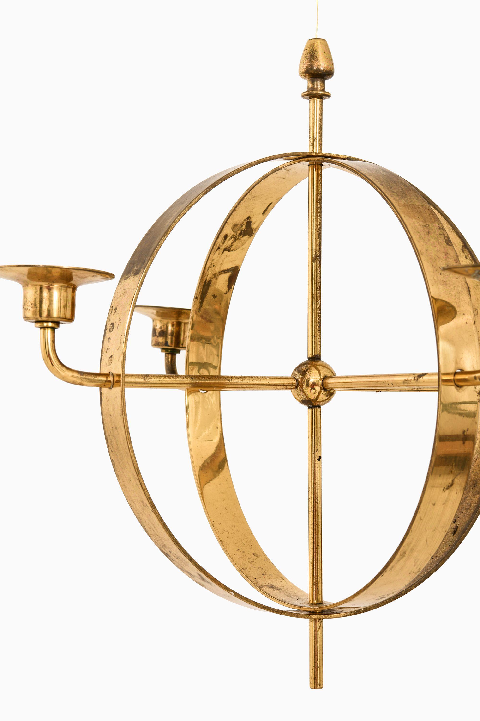 Mid-Century moderno Lampadario Candleabra in ottone di Hans-Agne Jakobsson, anni '60 in vendita