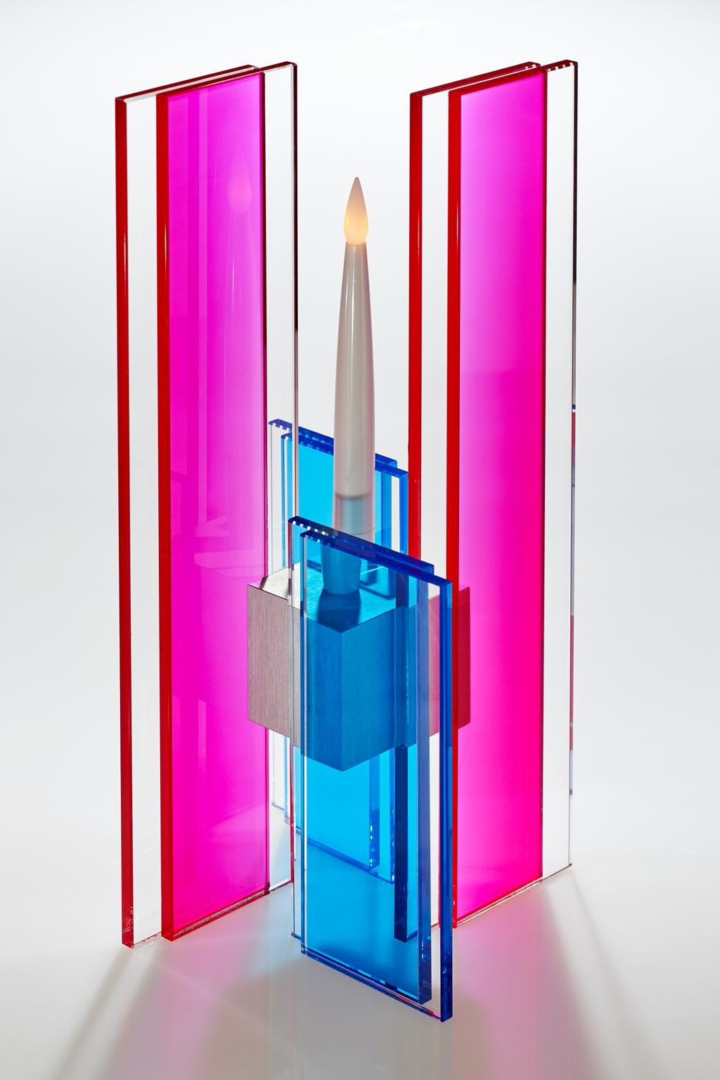 Contemporary Pink & Blue Glass & Aluminum Candlestick (Moderne) im Angebot