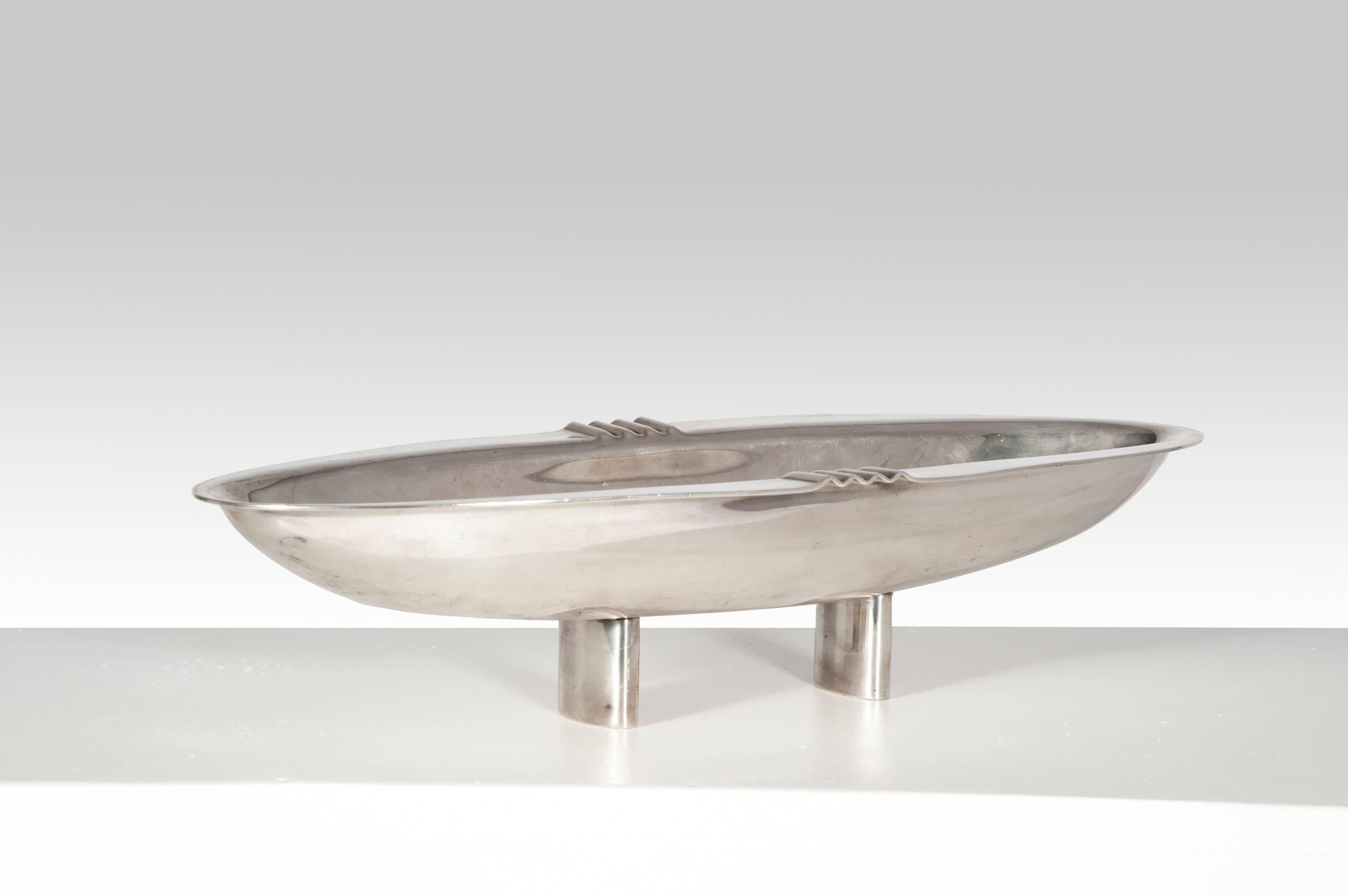 Candlestick and centrepiece by Lino Sabattini, 2 in 1, in silver plate, Italy, 1990.
