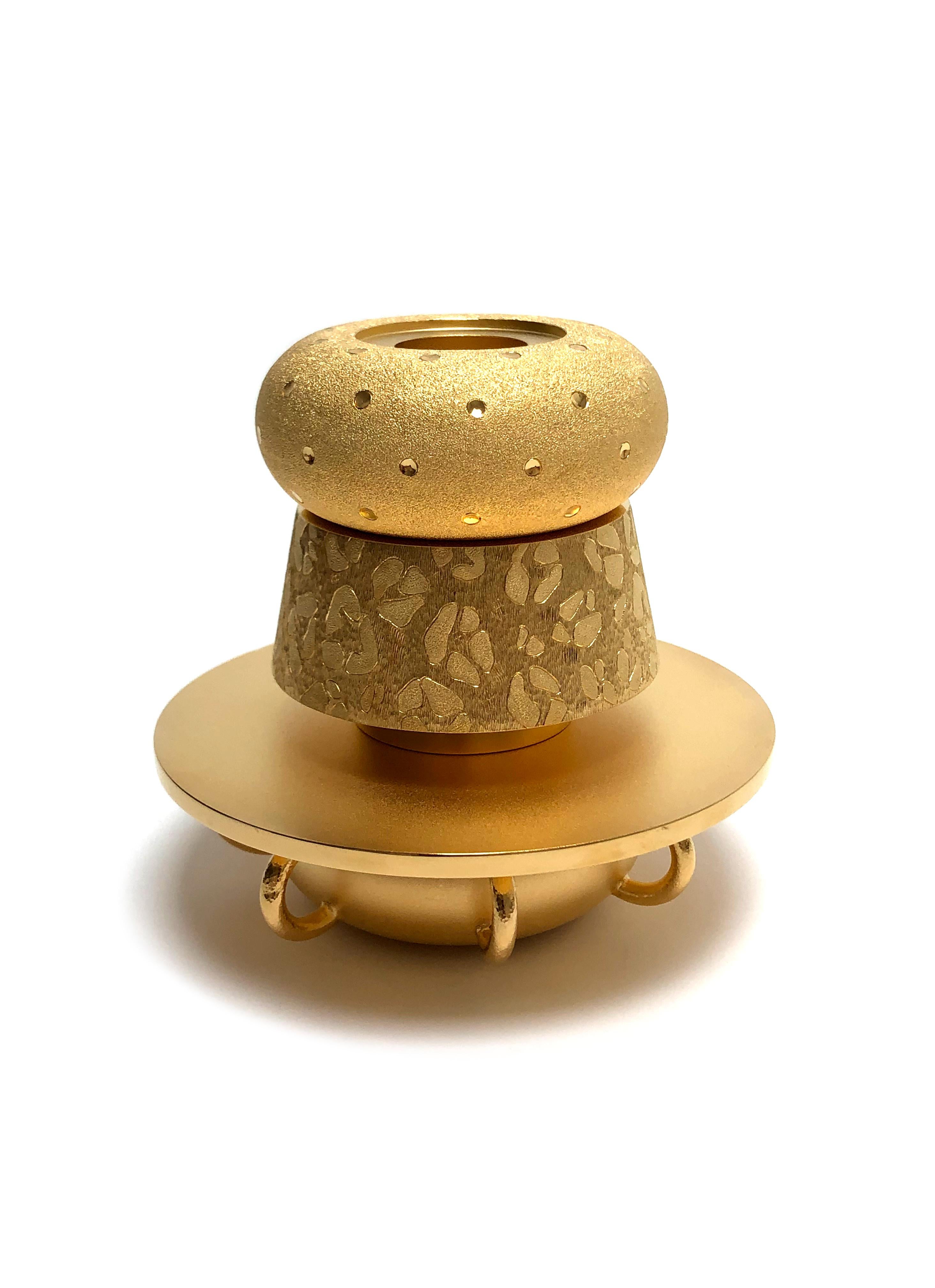 Gold-plated Candleholder Born to Be a Light, 