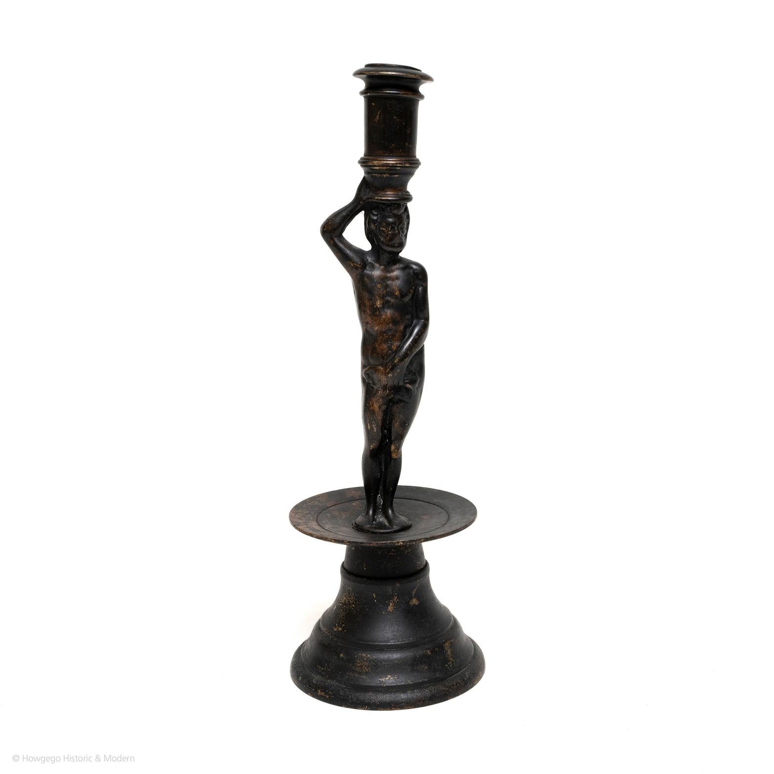 Kerzenständer Figurative Adam Messing Antiquarian Renaissance Manner 28.5cm 11 hoch (Neorenaissance) im Angebot