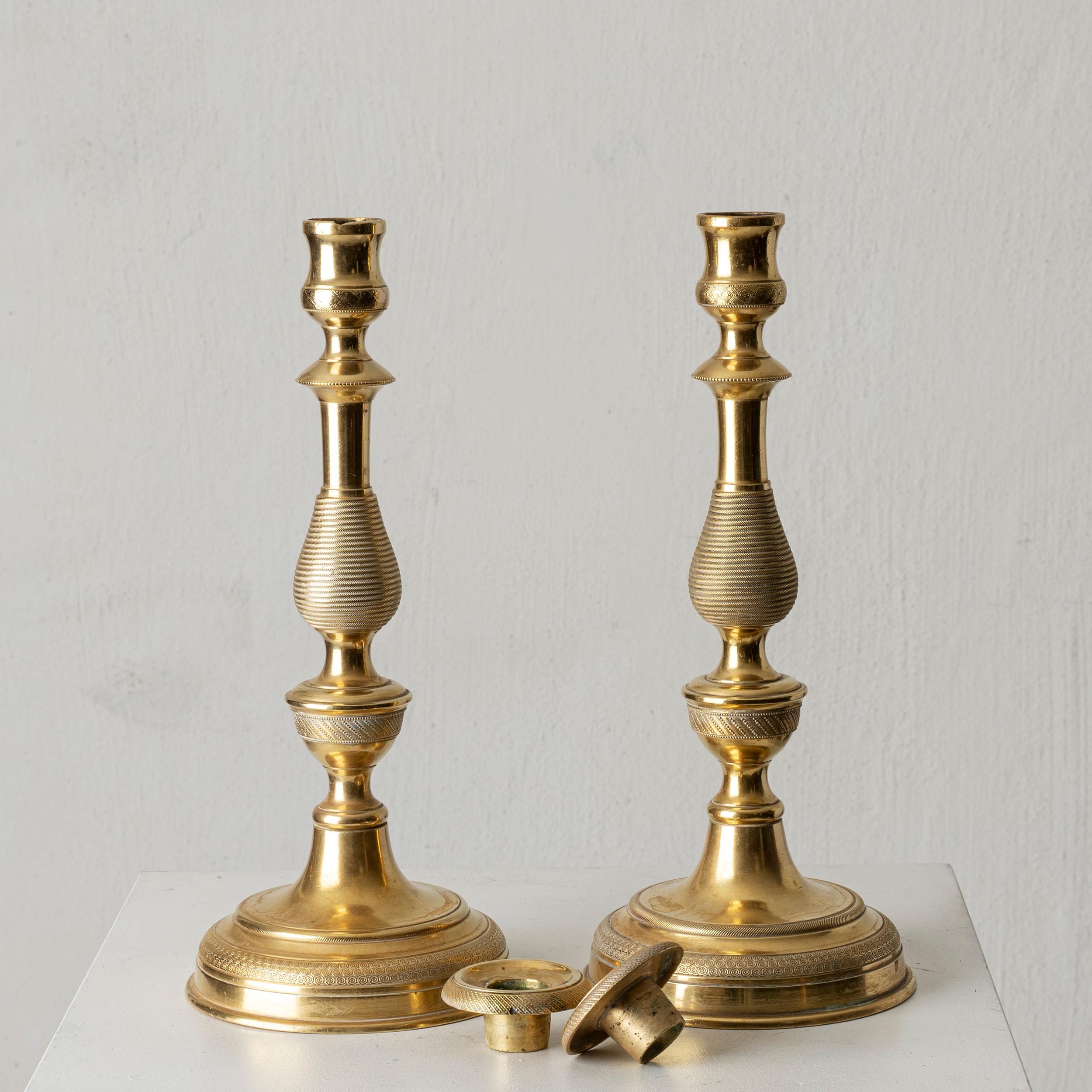 Stile impero Candelieri Francia Impero in bronzo dorato in vendita